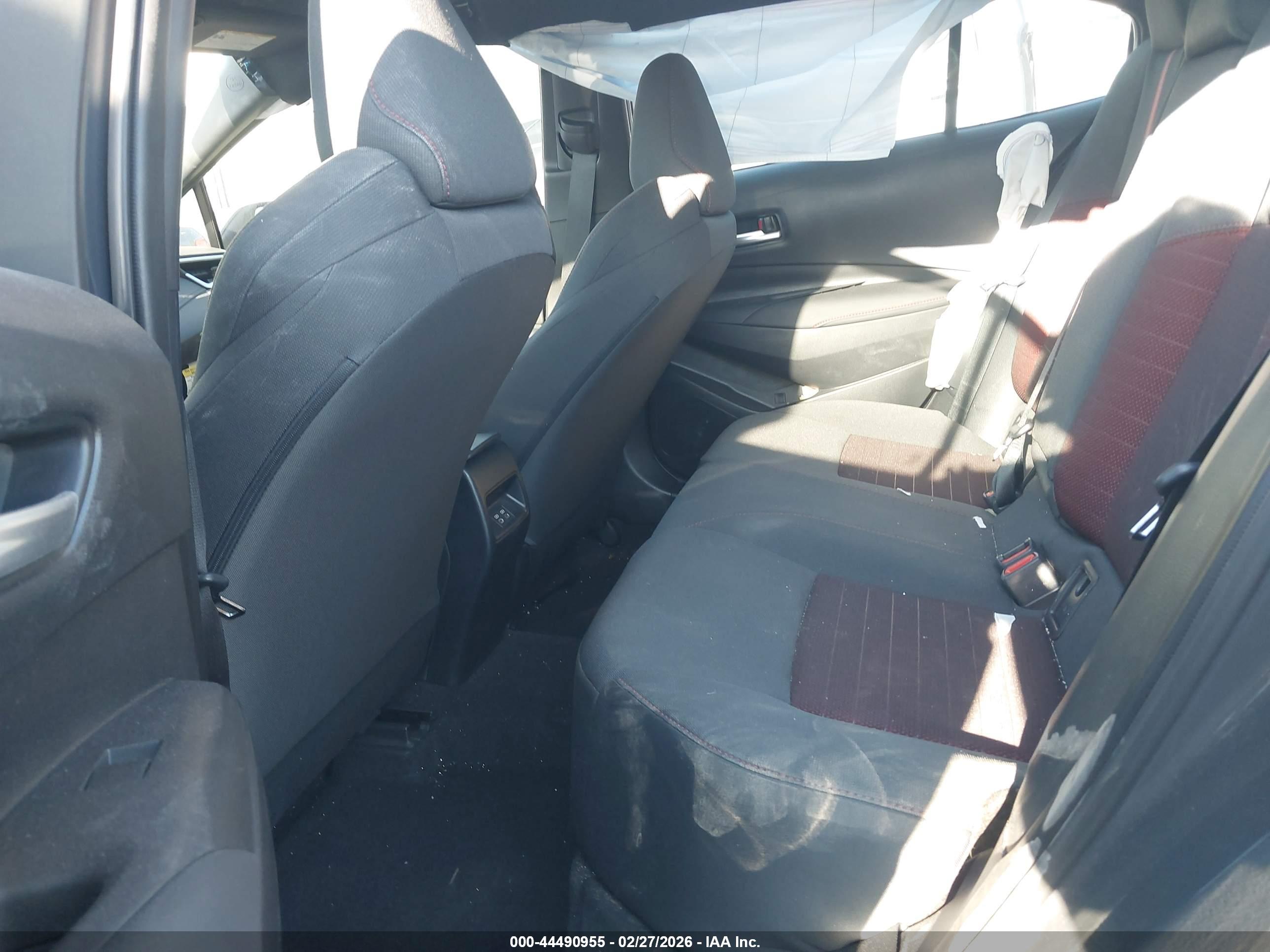 TOYOTA COROLLA image 8