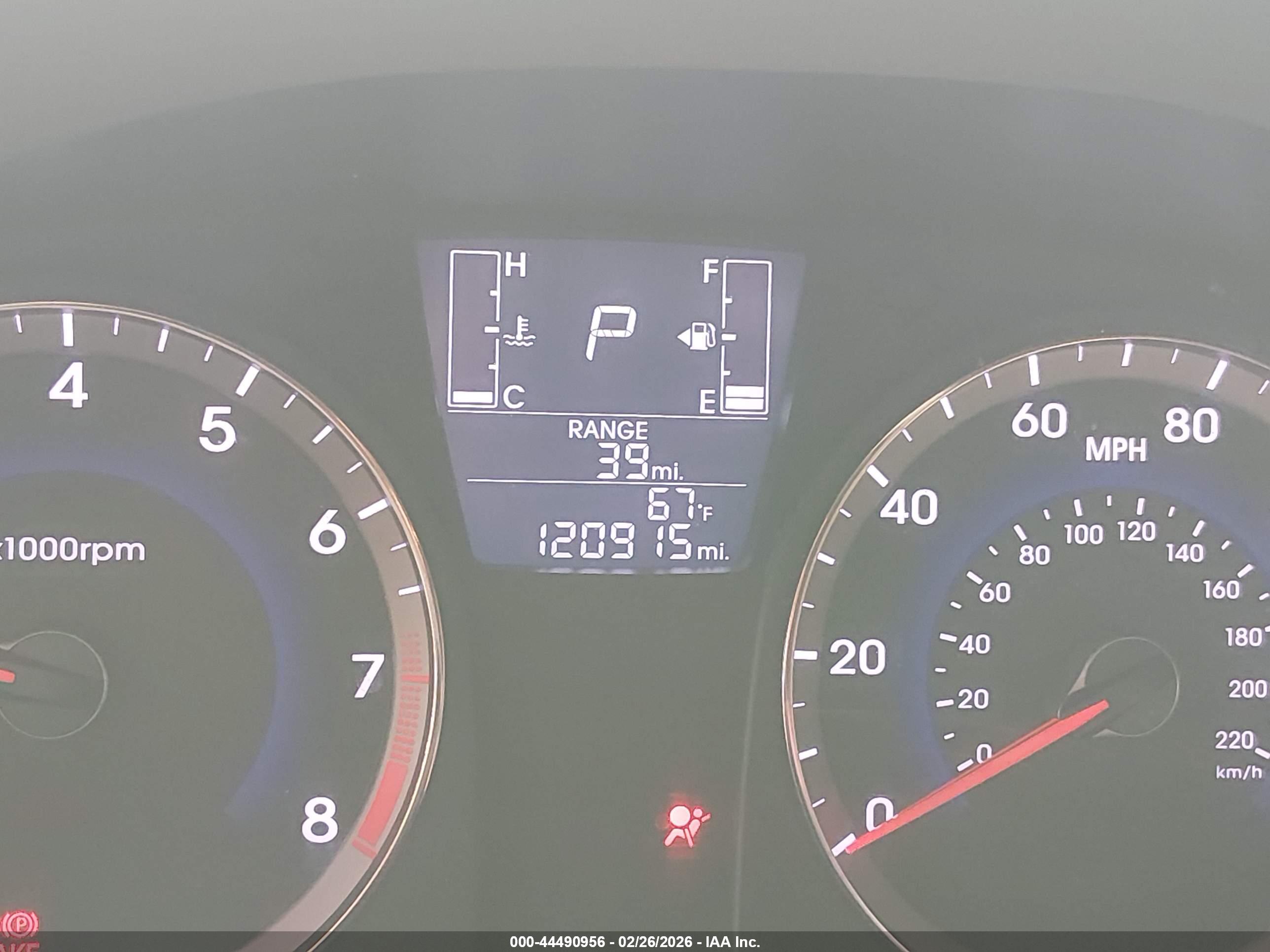 HYUNDAI ACCENT image 7