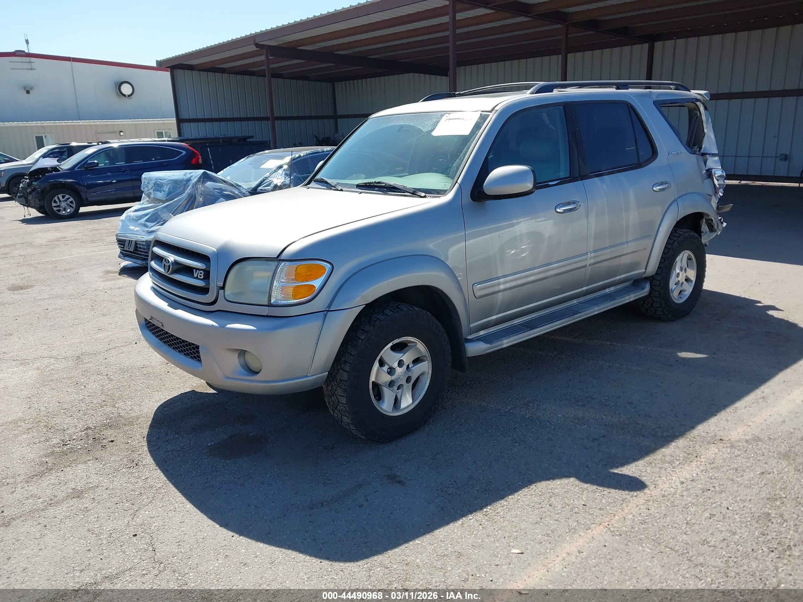 TOYOTA SEQUOIA image 2