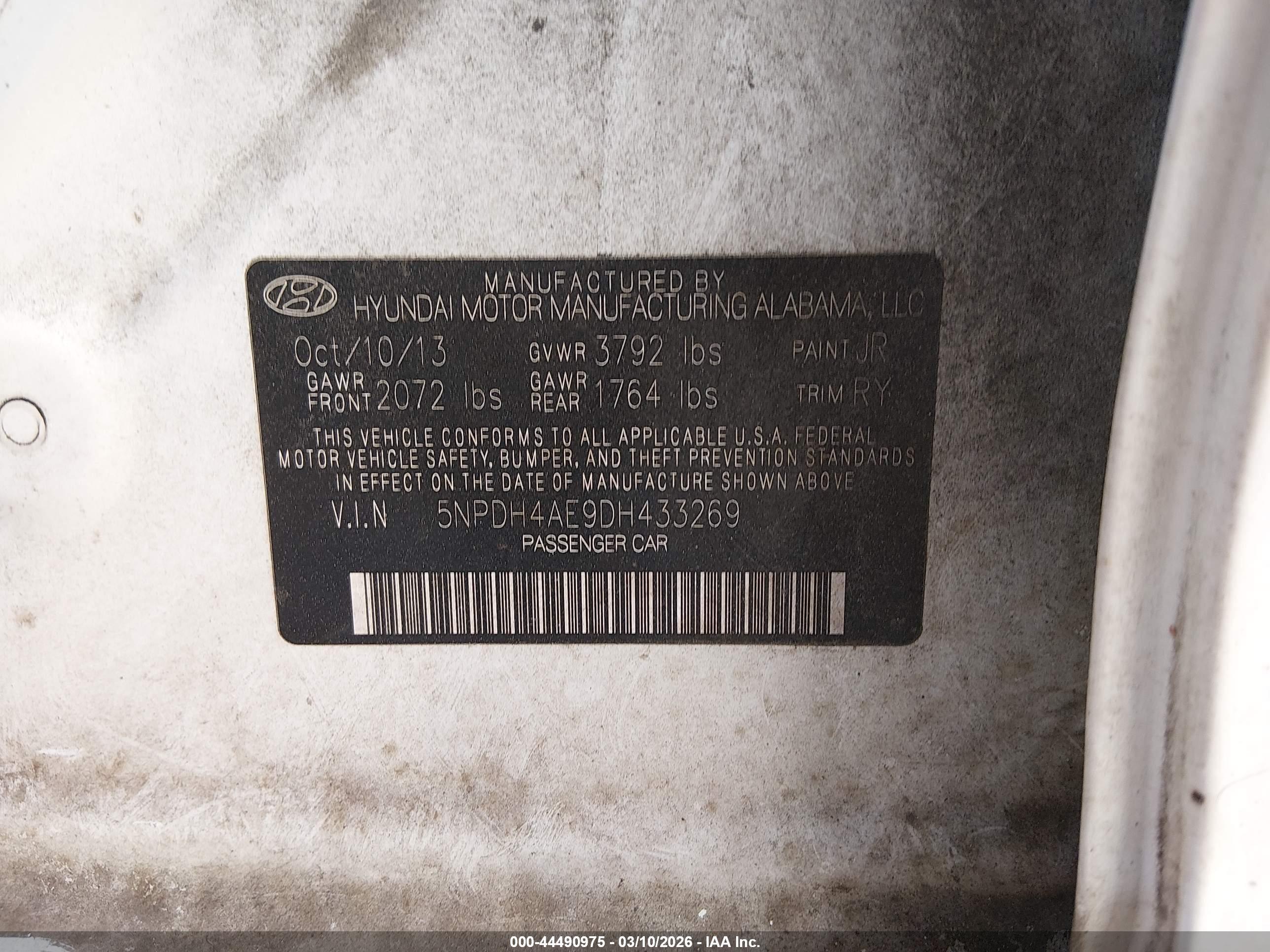 HYUNDAI ELANTRA image 9