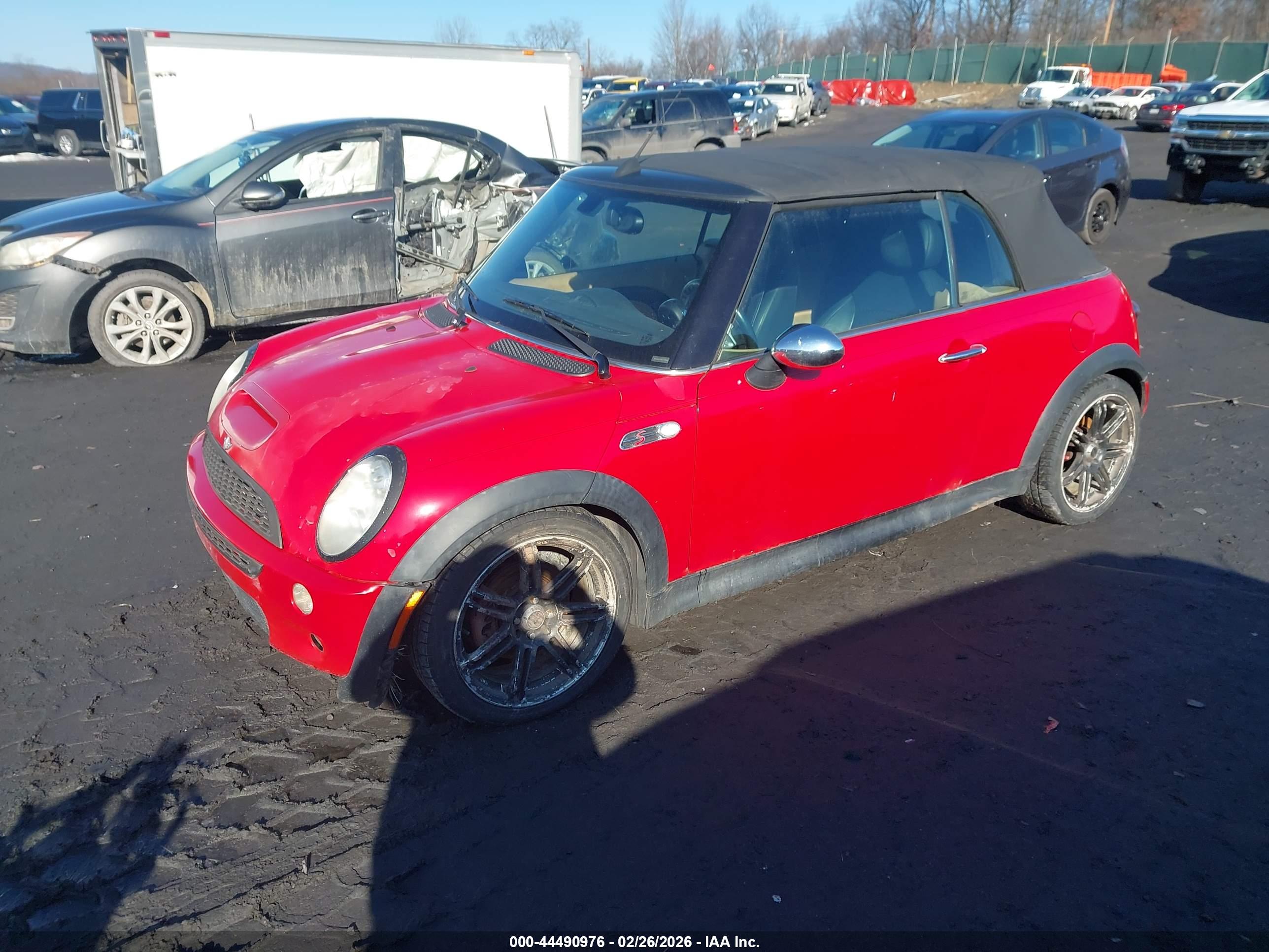 MINI COOPER image 2
