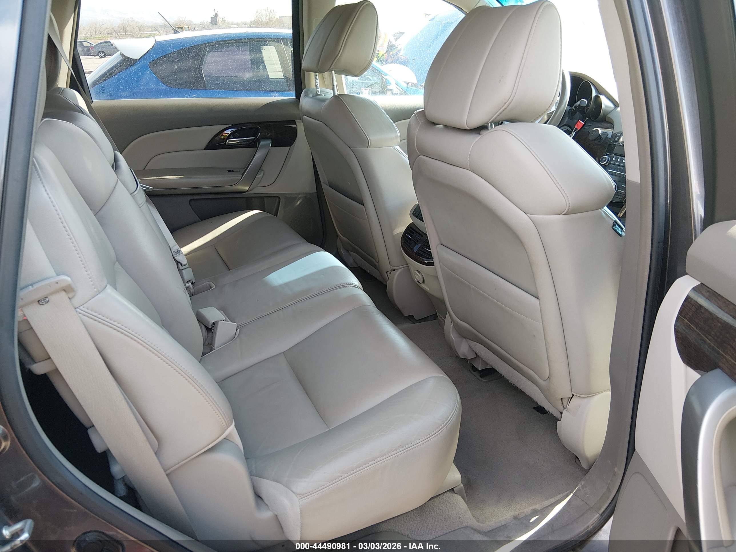 ACURA MDX image 8