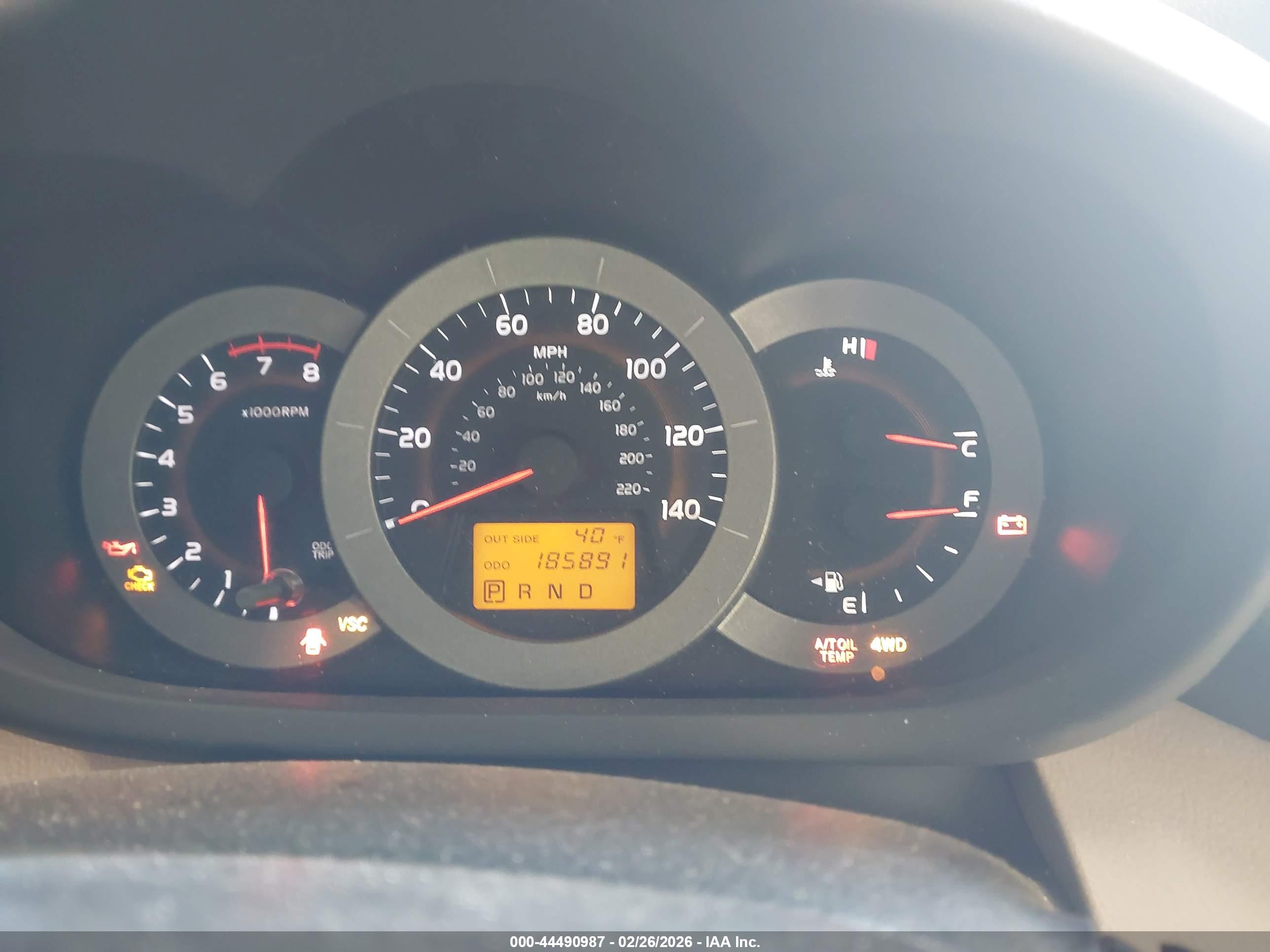 TOYOTA RAV4 image 7