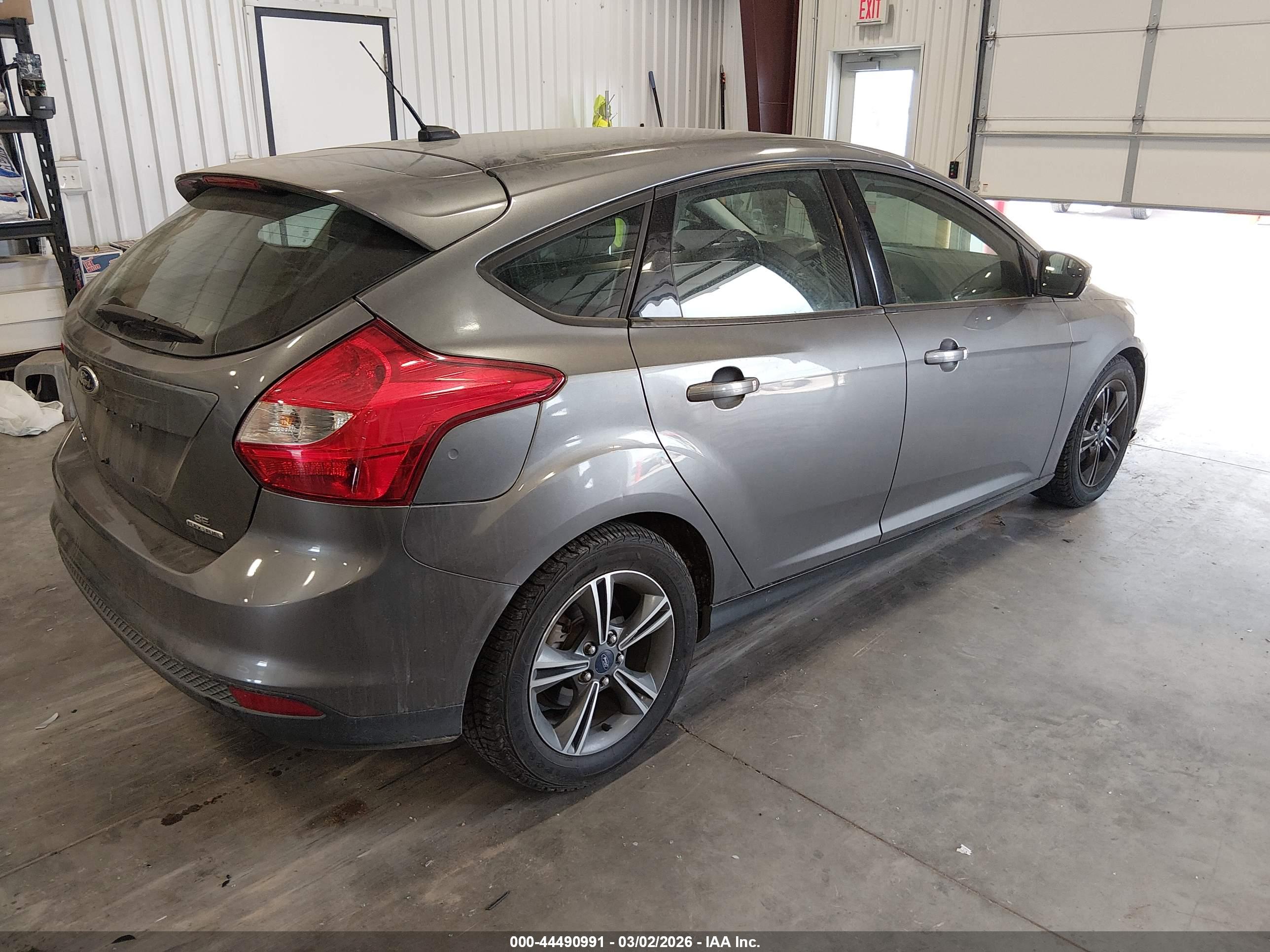 FORD FOCUS image 4