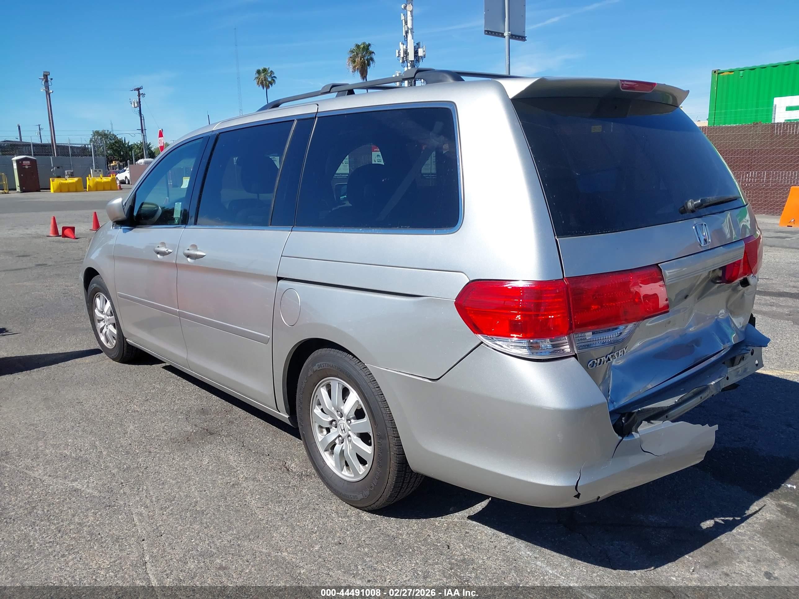 HONDA ODYSSEY image 3
