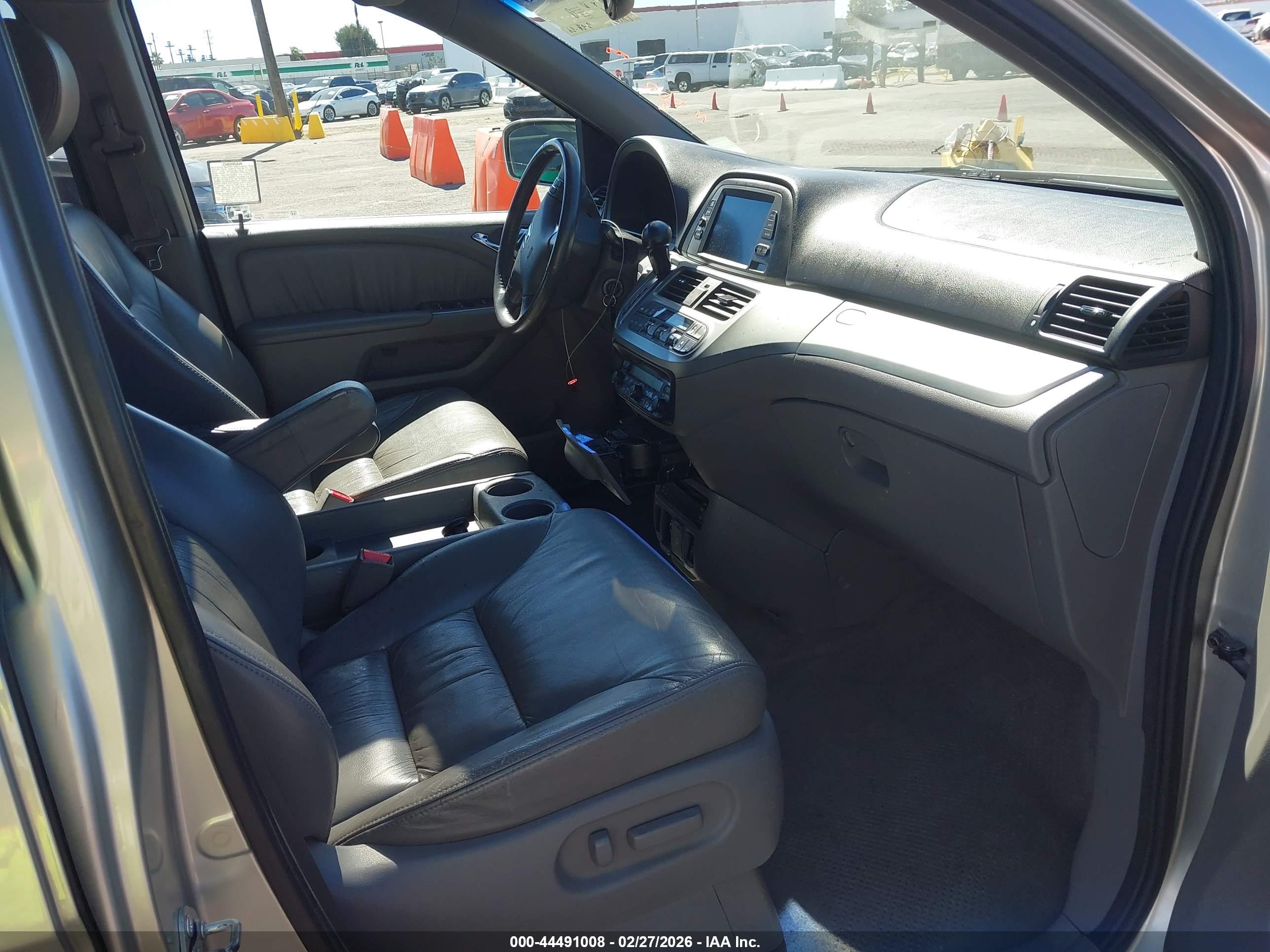HONDA ODYSSEY image 5