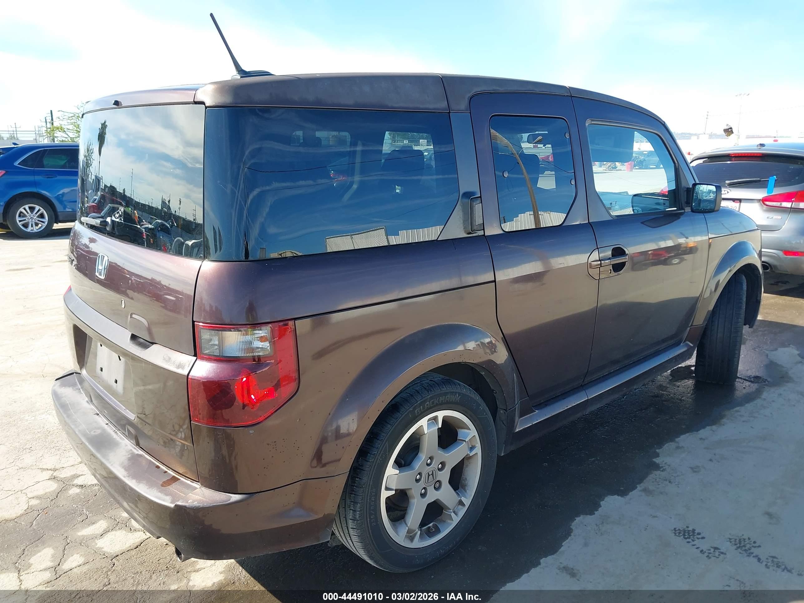 HONDA ELEMENT image 4
