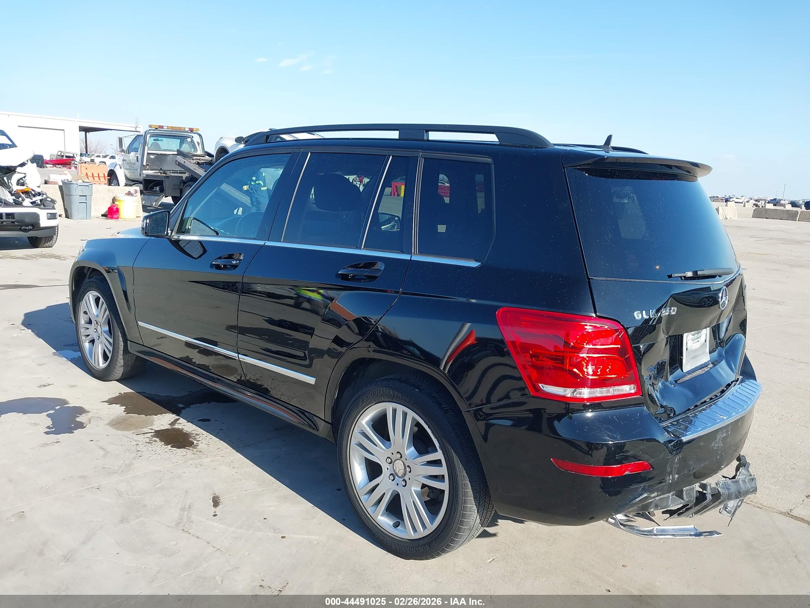 MERCEDES-BENZ GLK image 3