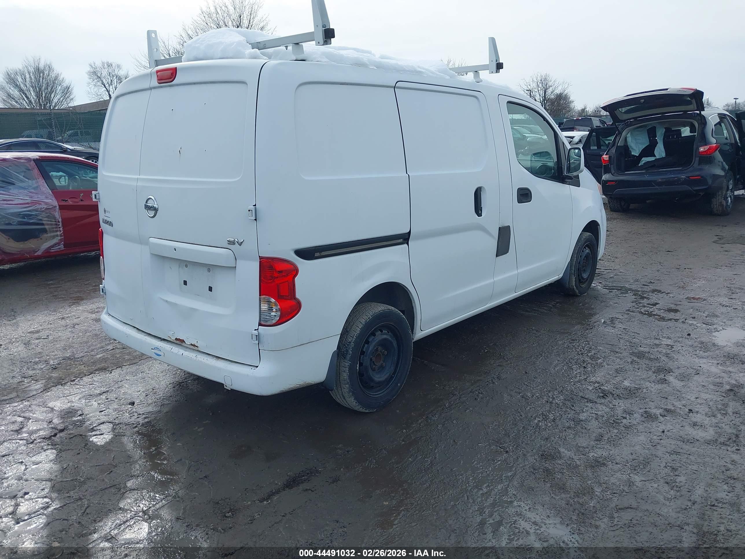 NISSAN NV200 image 4