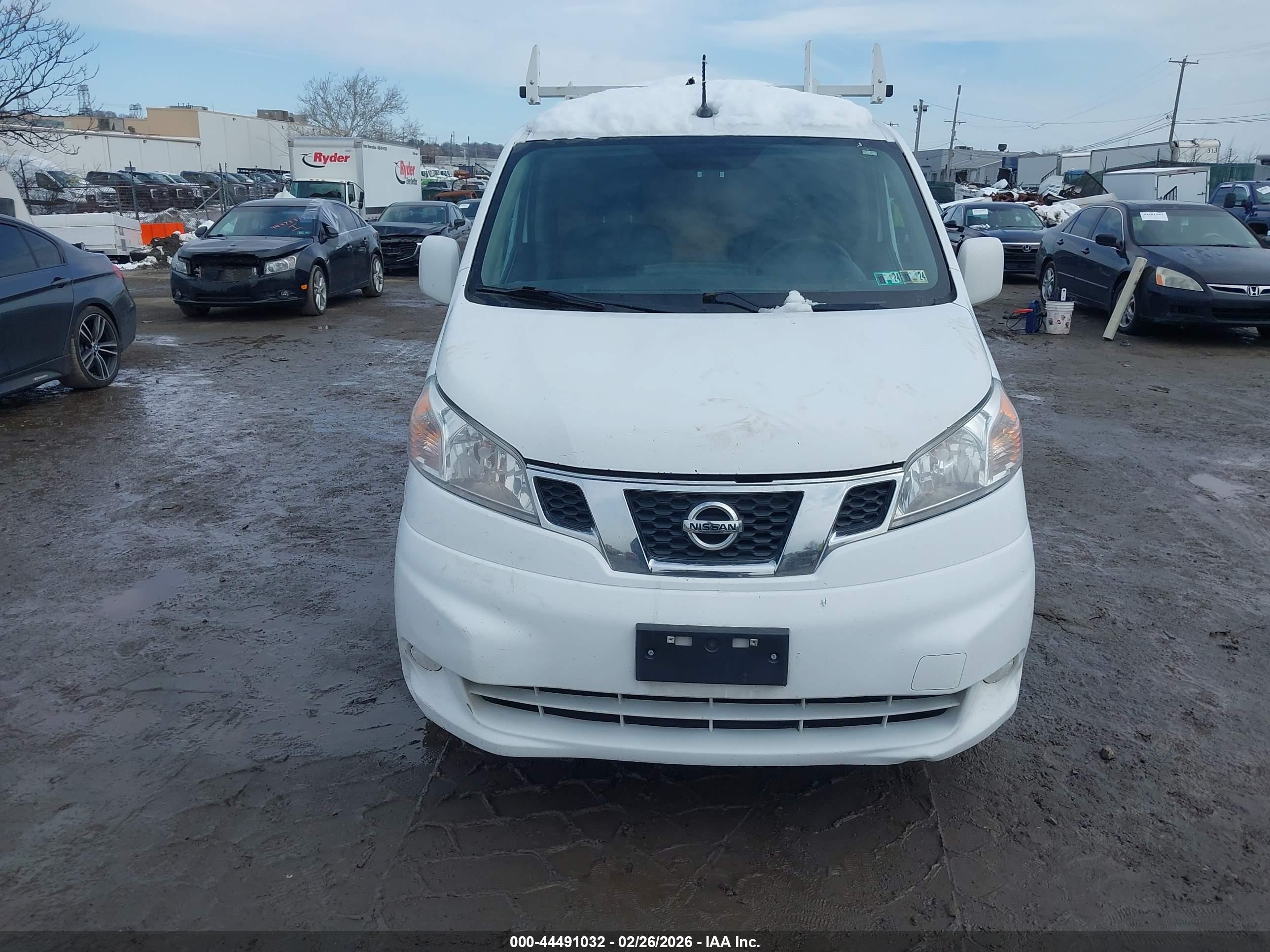 NISSAN NV200 image 6
