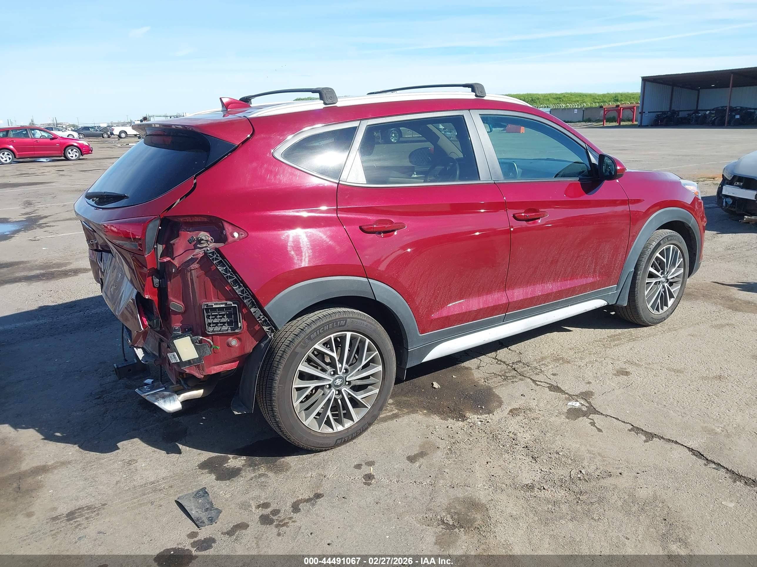 HYUNDAI TUCSON image 4