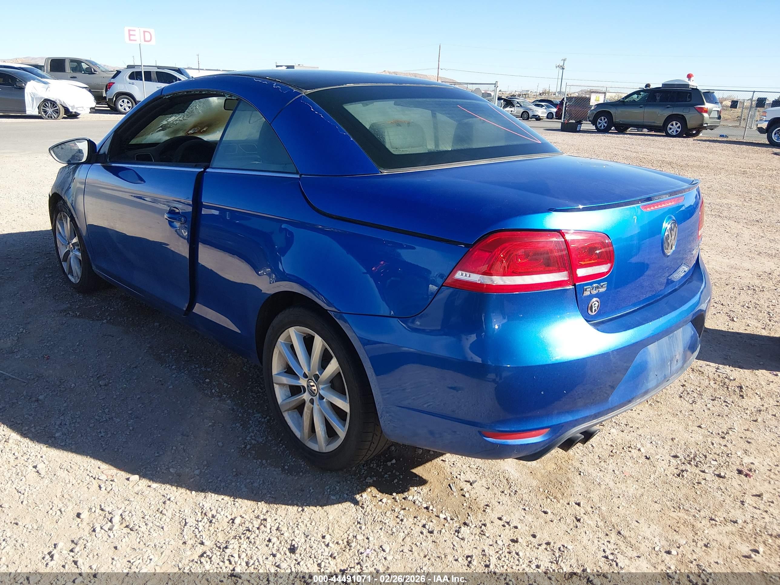 VOLKSWAGEN EOS image 3