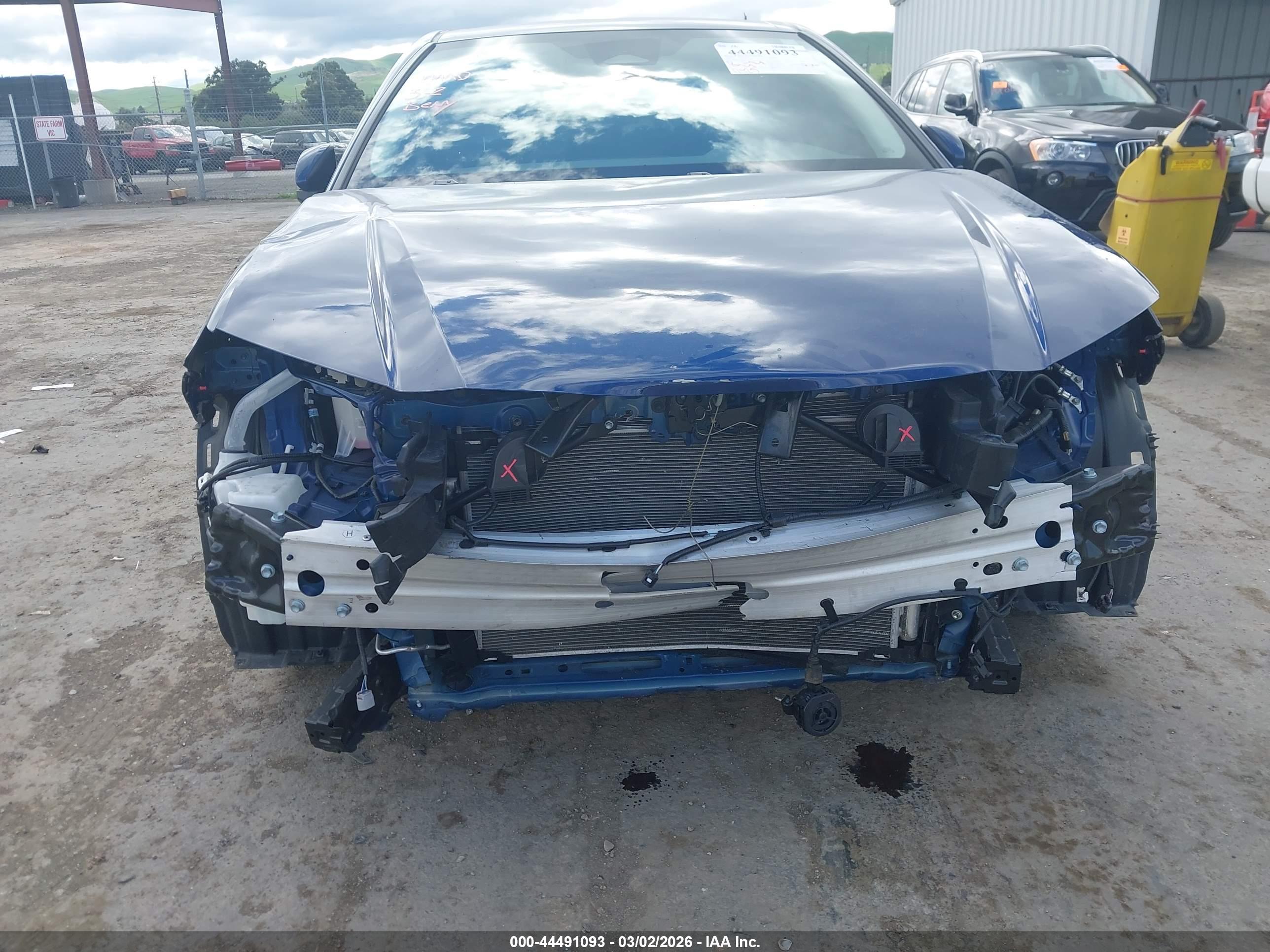 TOYOTA CAMRY image 6