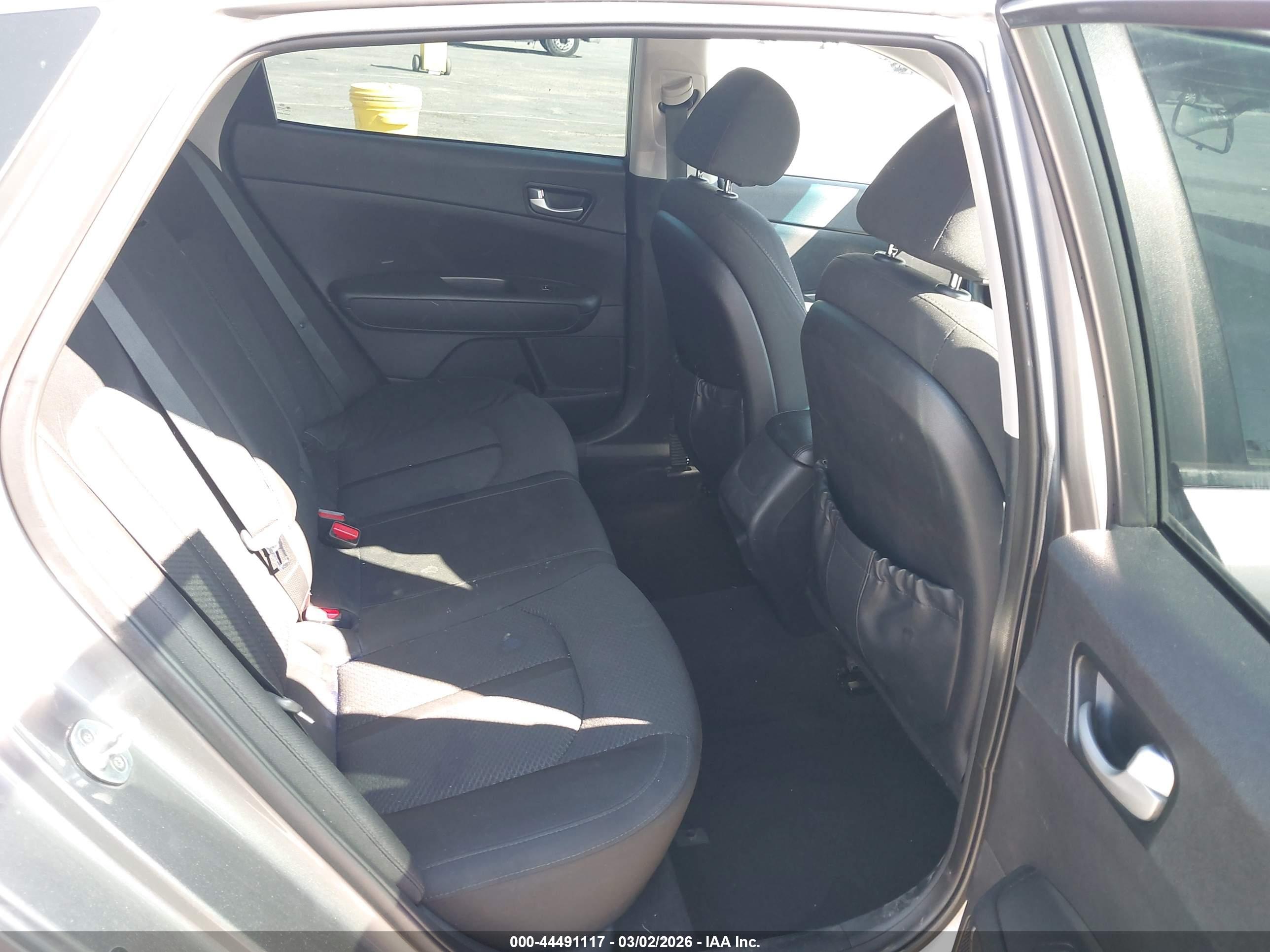 KIA OPTIMA image 8