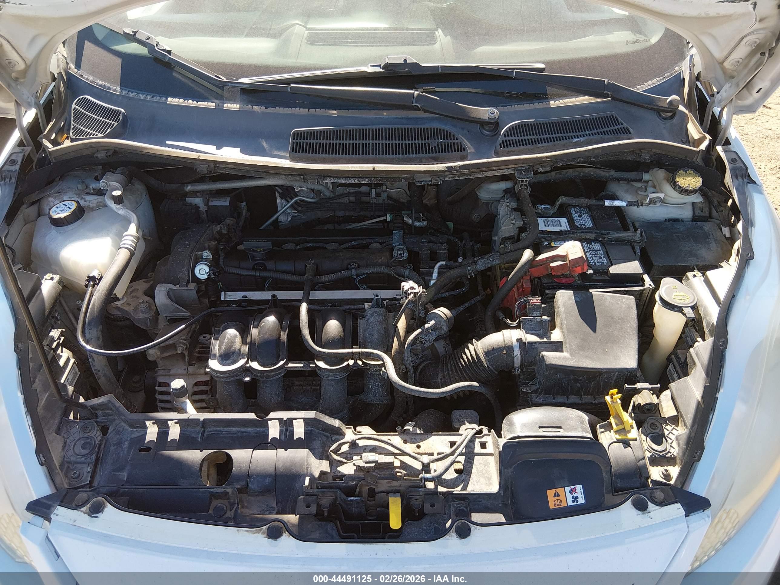 FORD FIESTA image 10