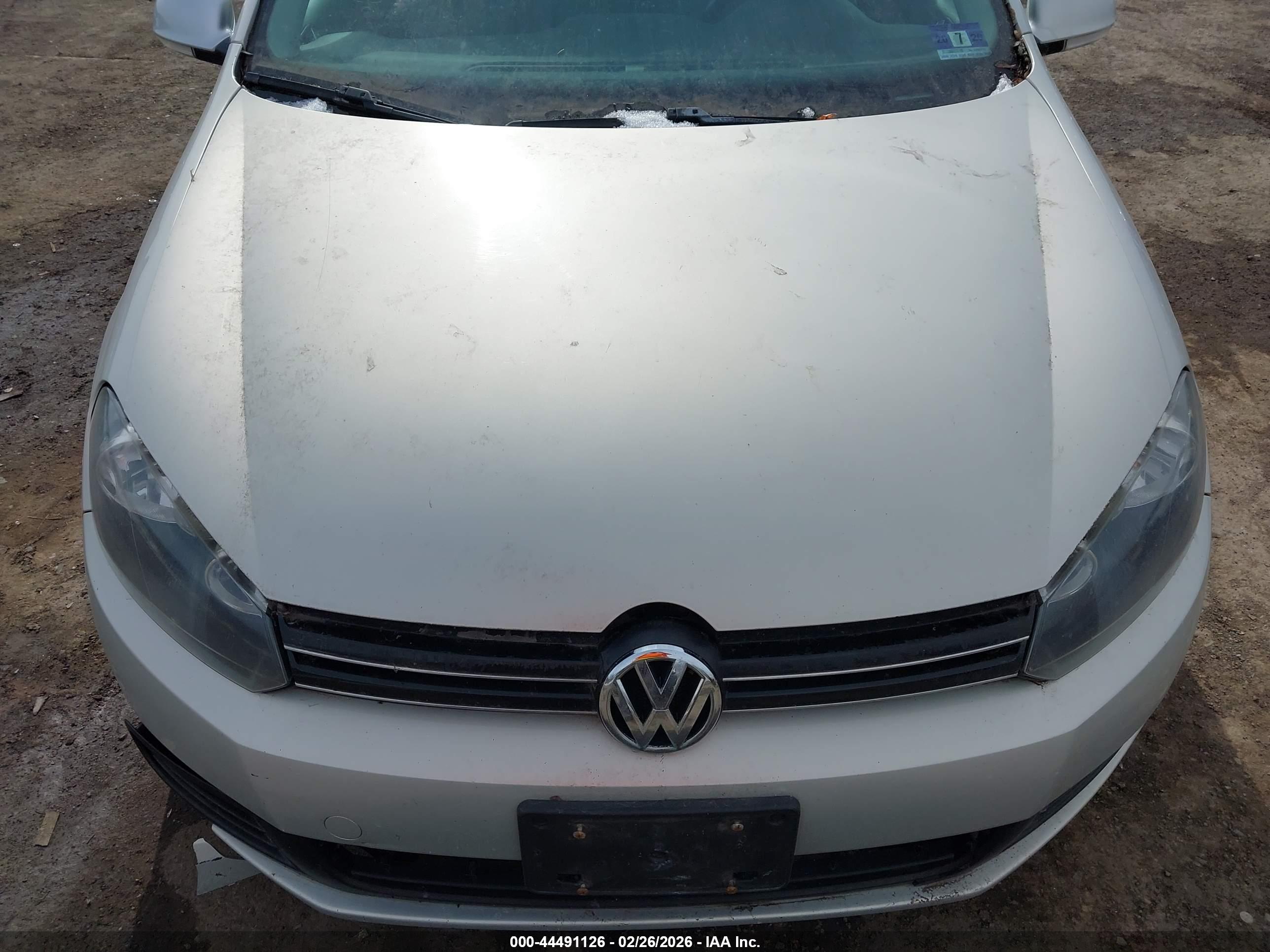 VOLKSWAGEN JETTA image 6