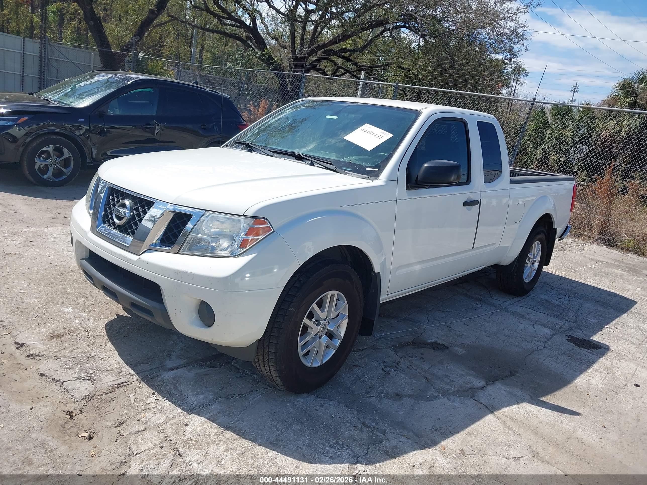 NISSAN FRONTIER image 2