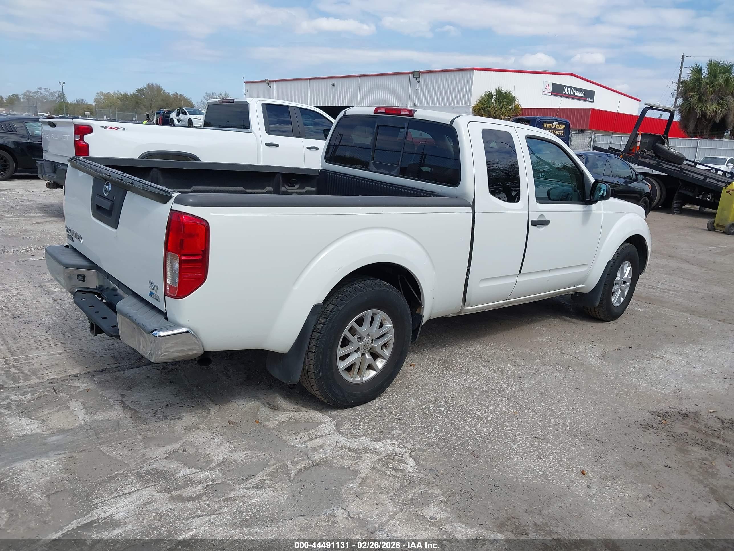 NISSAN FRONTIER image 4