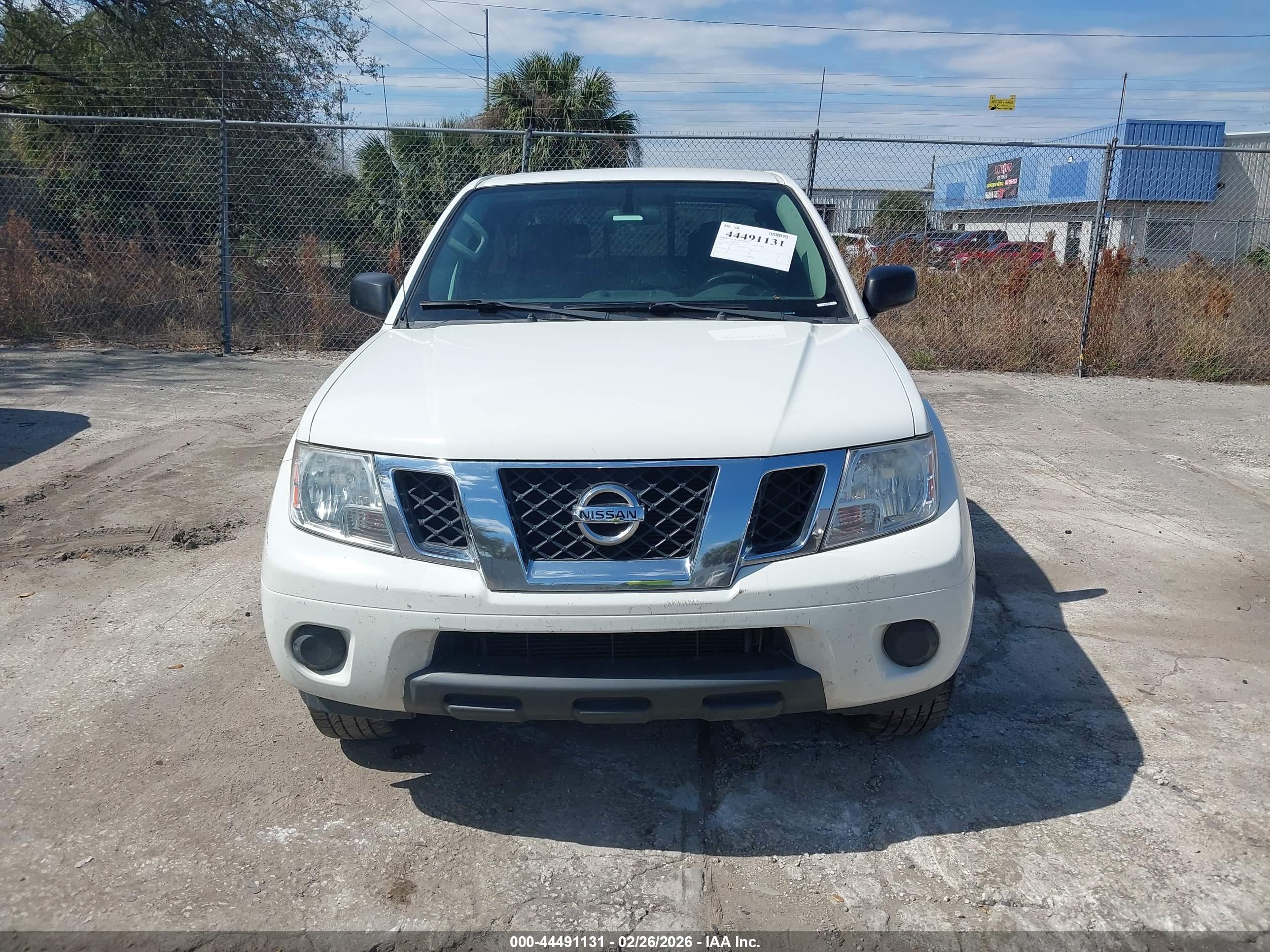 NISSAN FRONTIER image 6