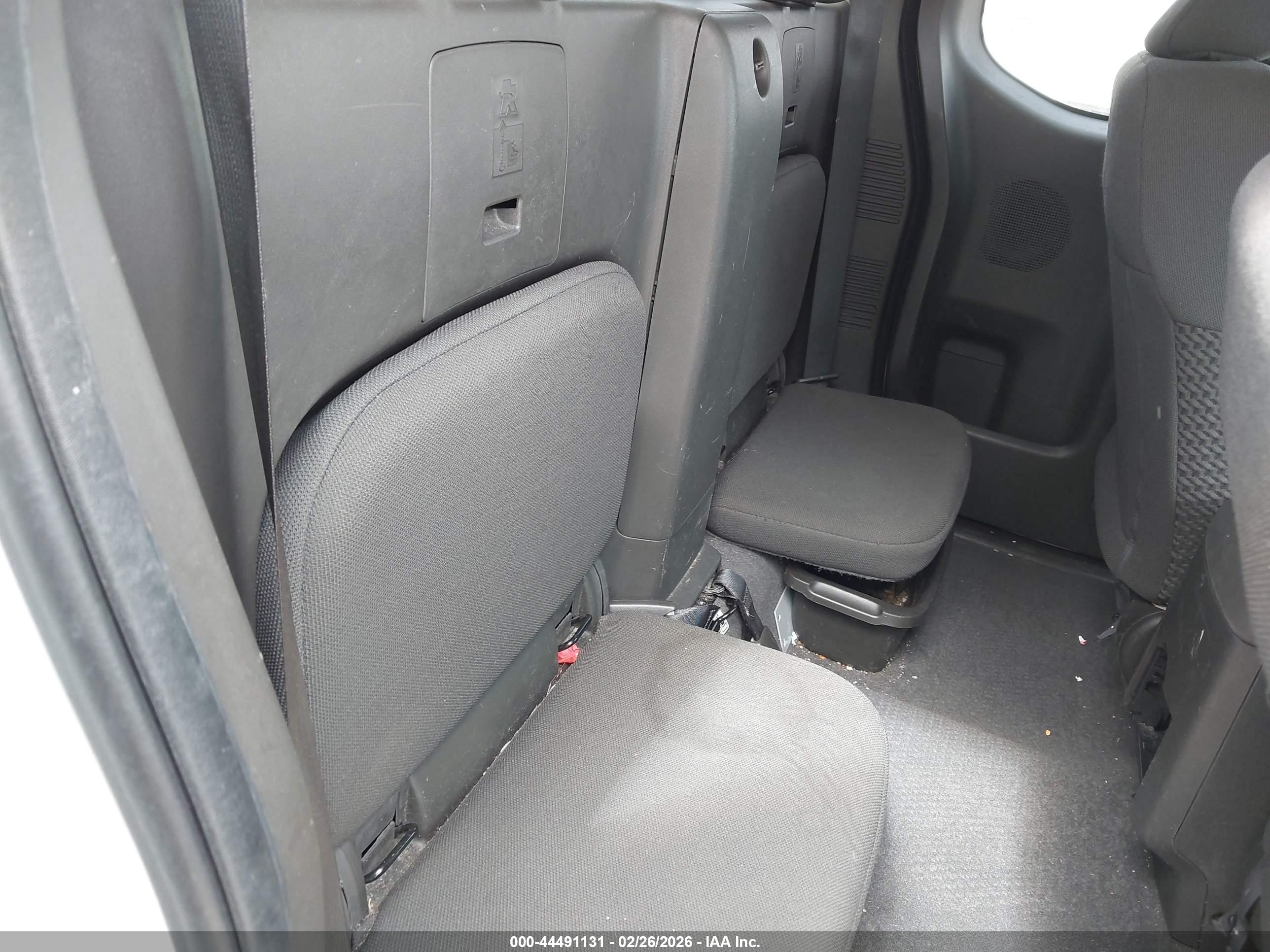 NISSAN FRONTIER image 8