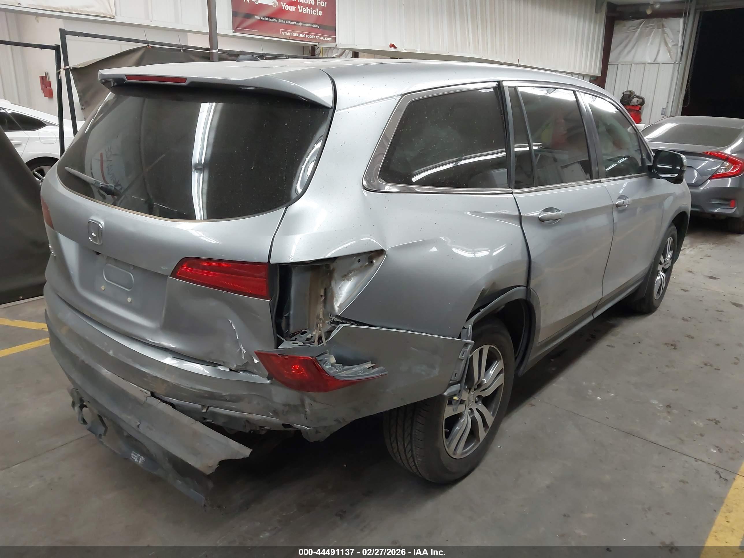 HONDA PILOT image 4