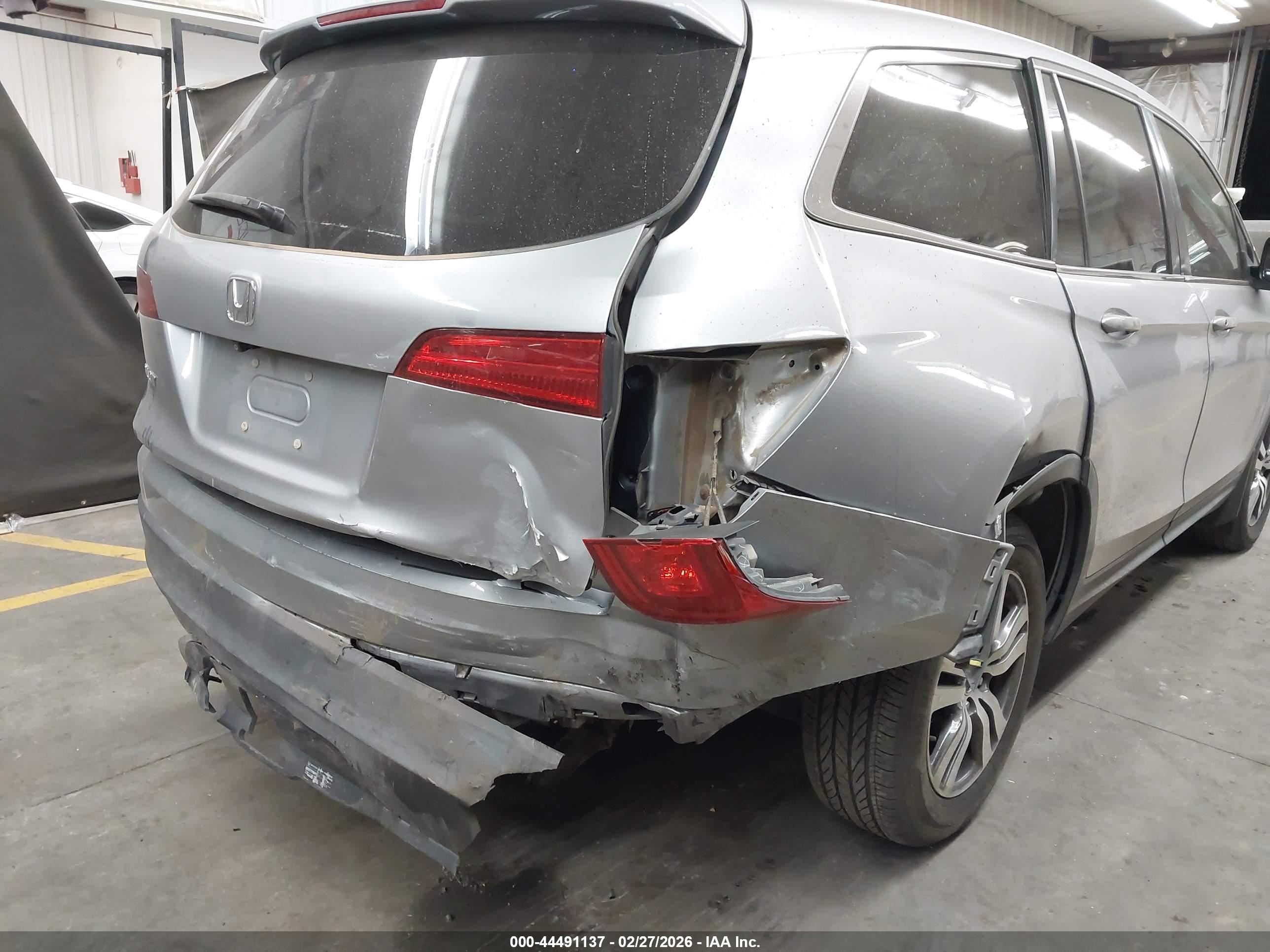 HONDA PILOT image 6