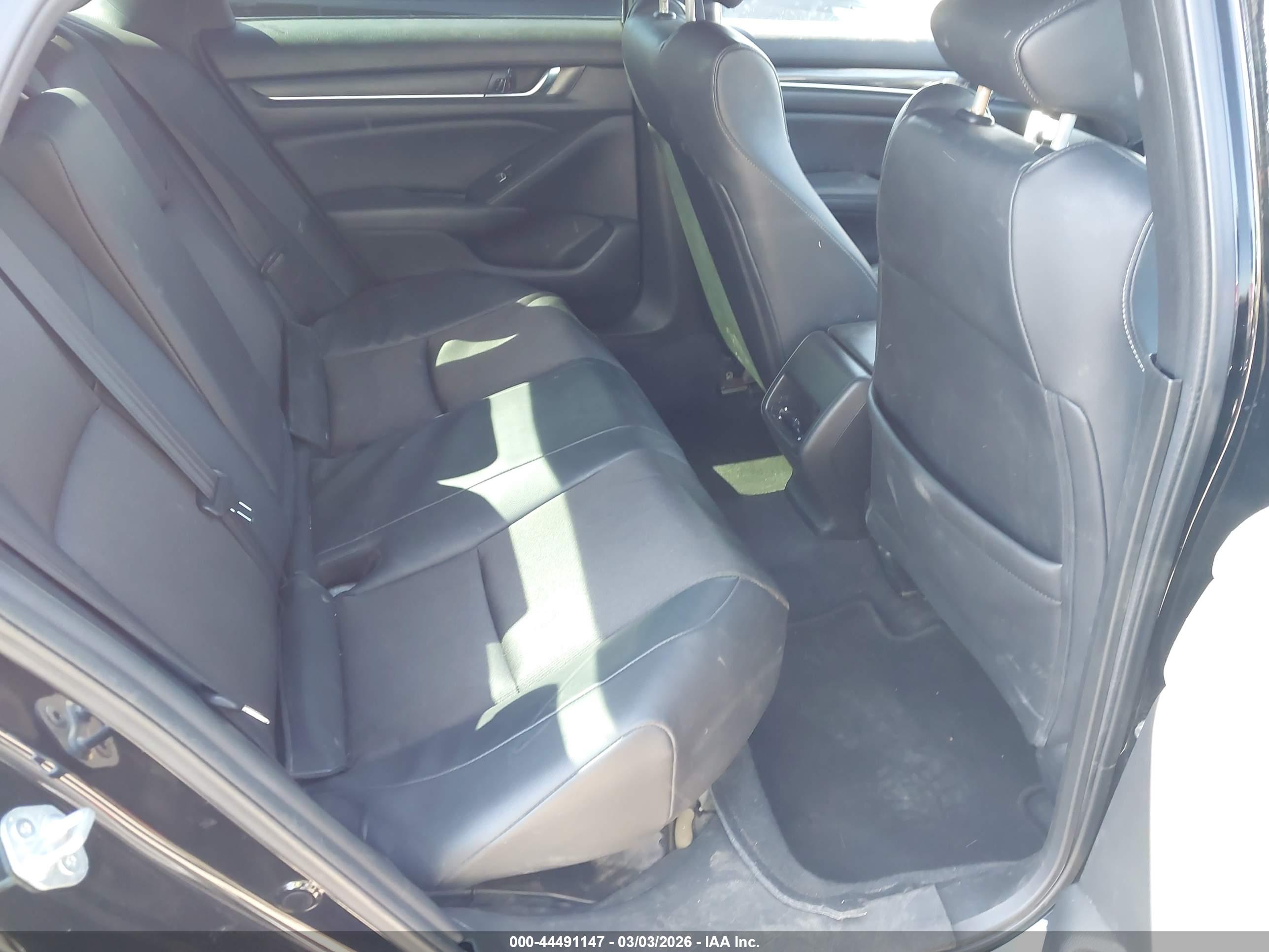 HONDA ACCORD image 8