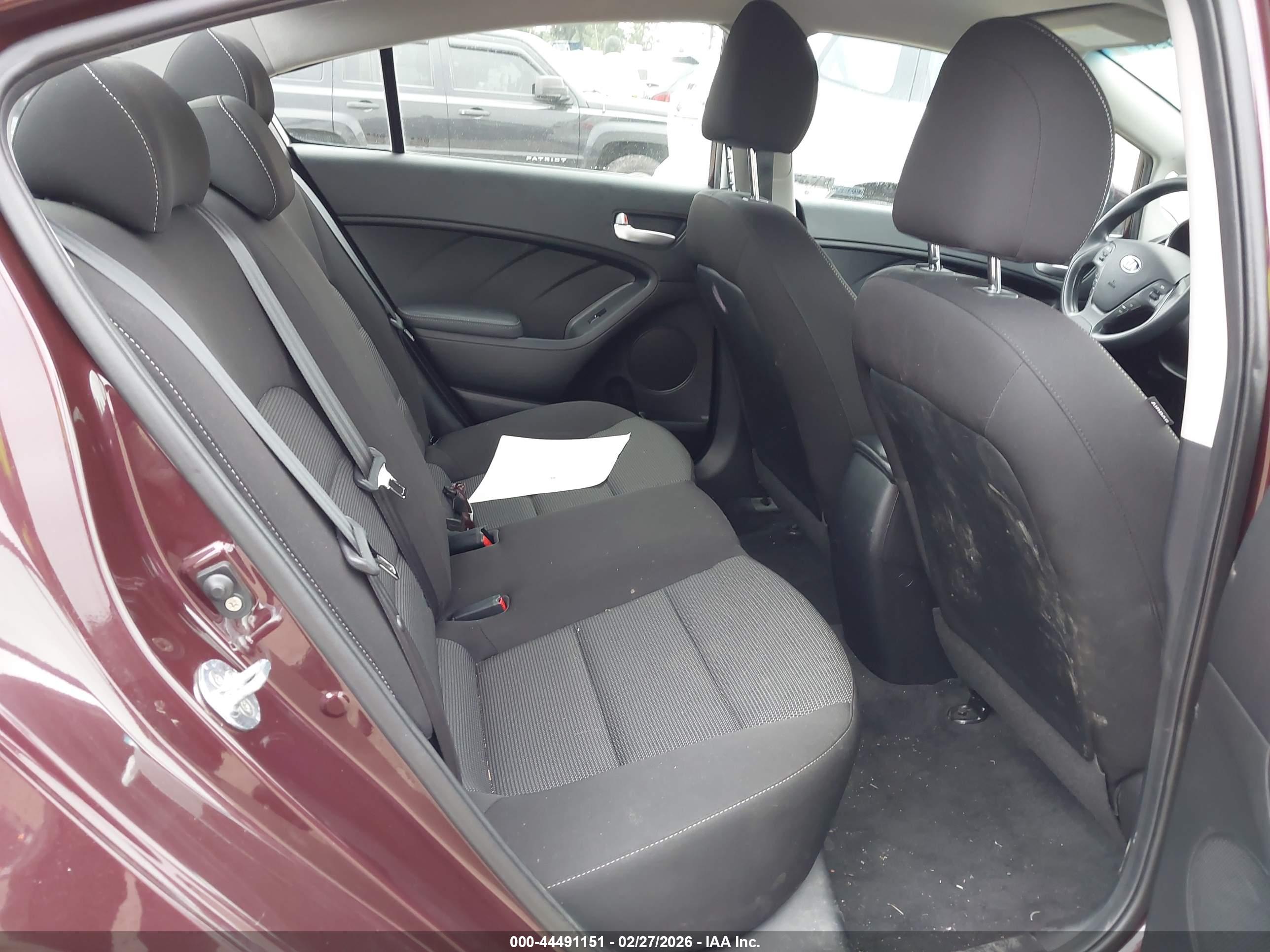 KIA FORTE image 8