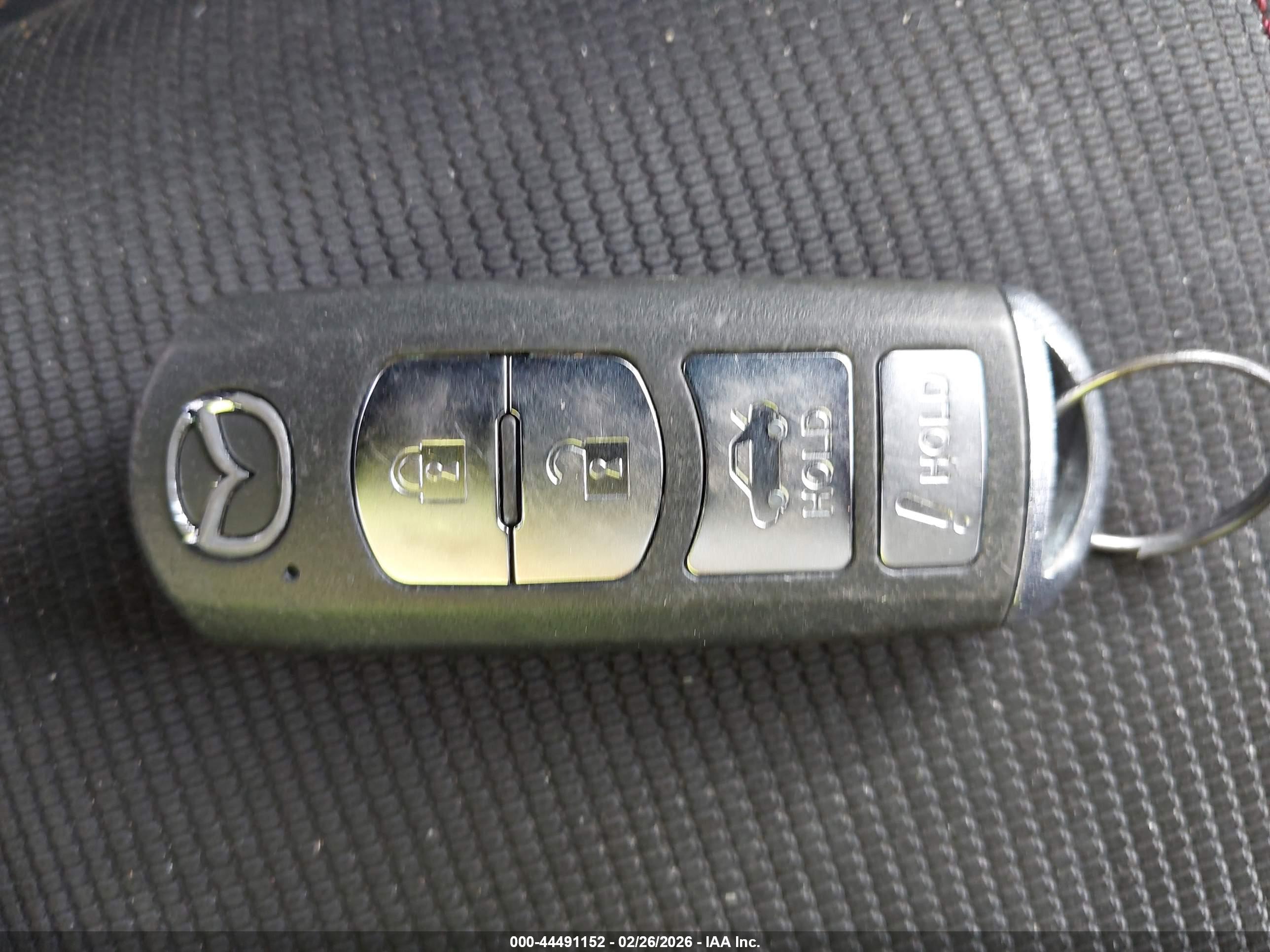MAZDA MX-5 image 11