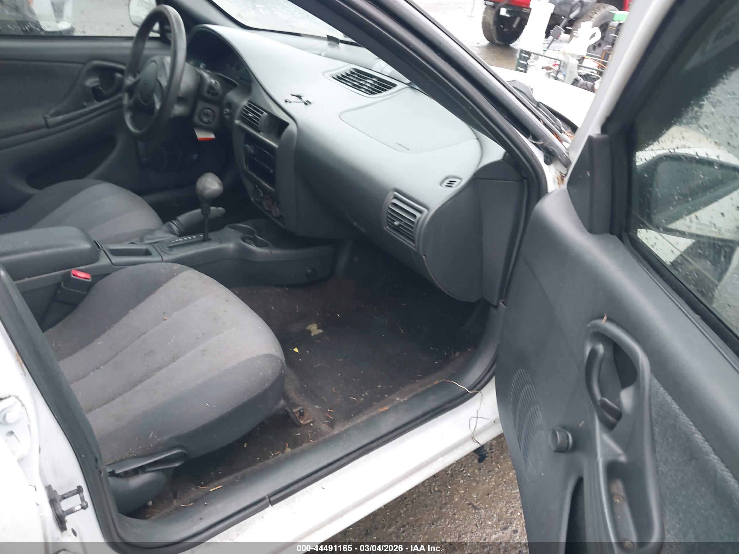 CHEVROLET CAVALIER image 5