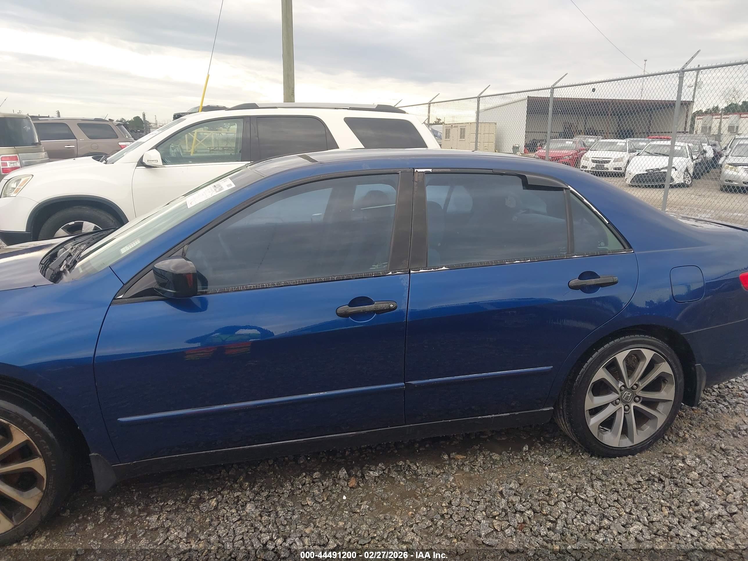 HONDA ACCORD image 6