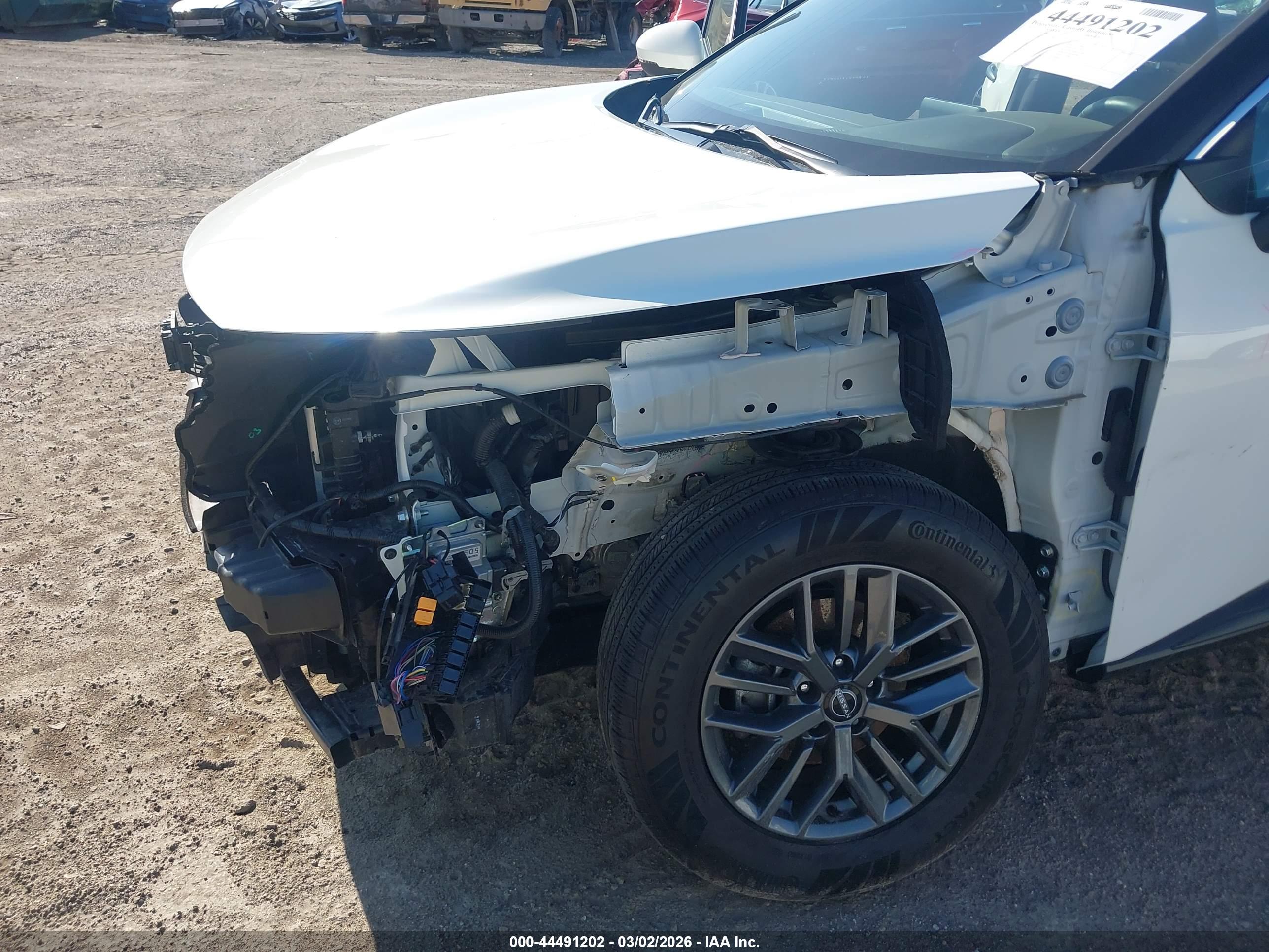 NISSAN ROGUE image 6