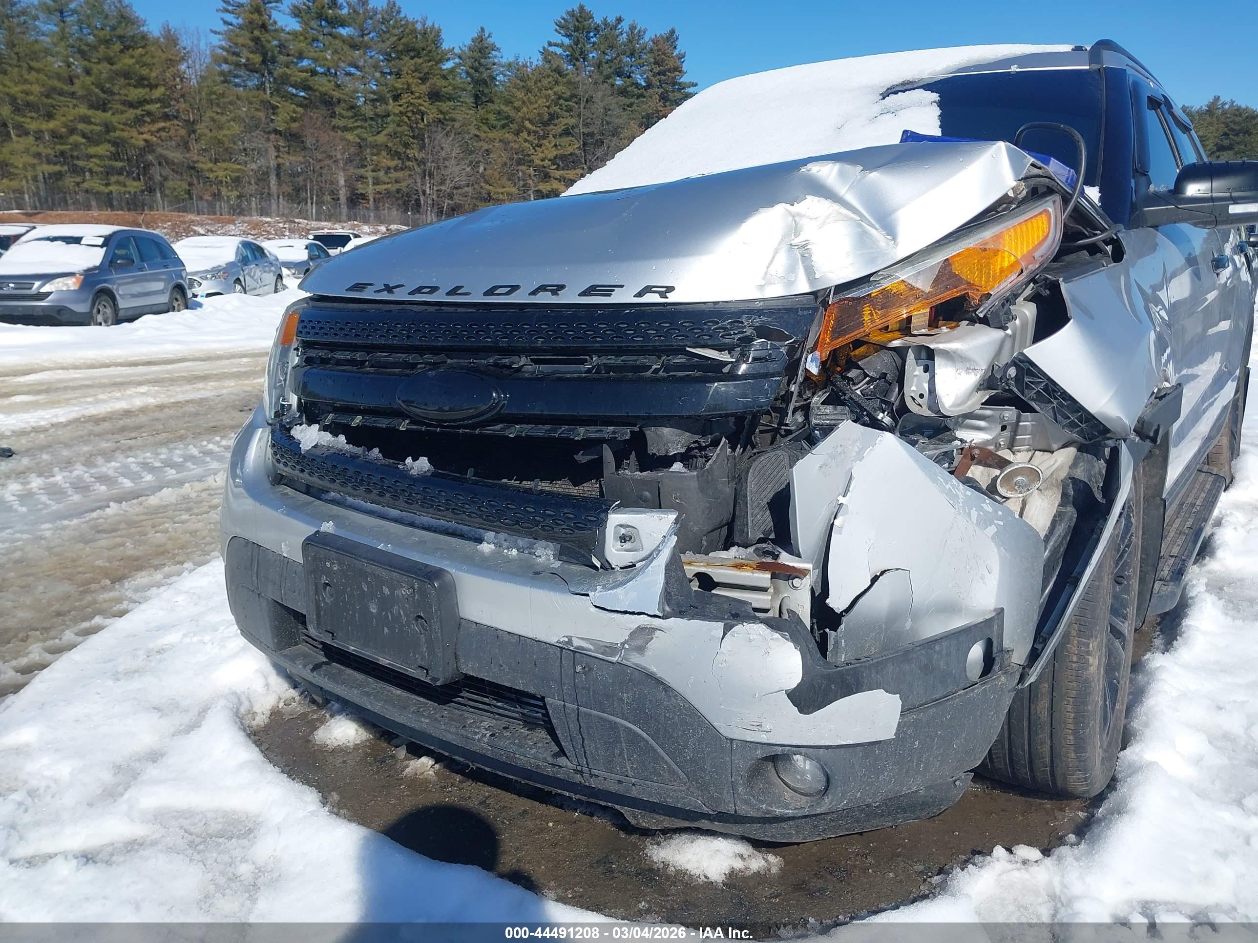 FORD EXPLORER image 6