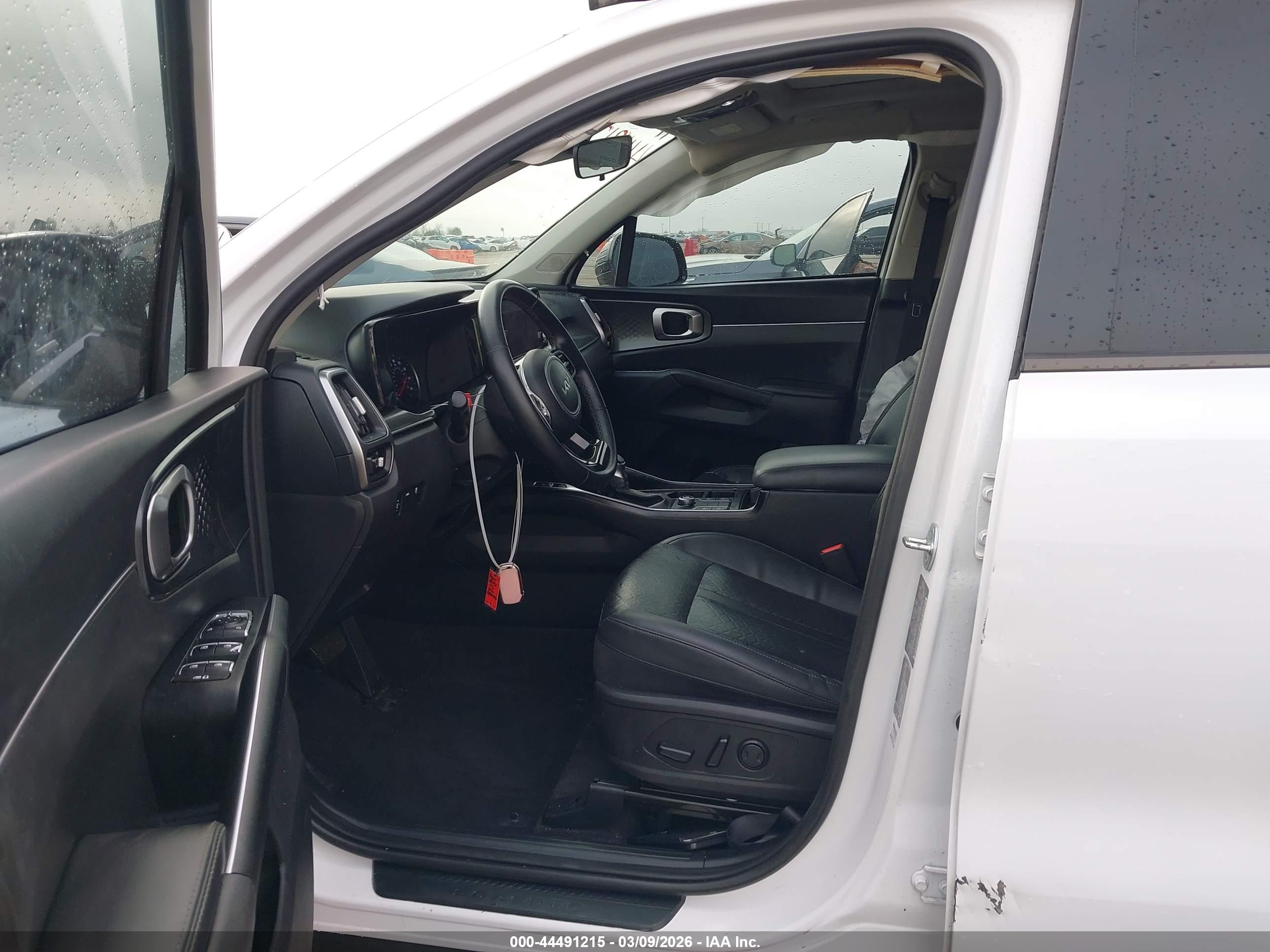 KIA SORENTO image 5
