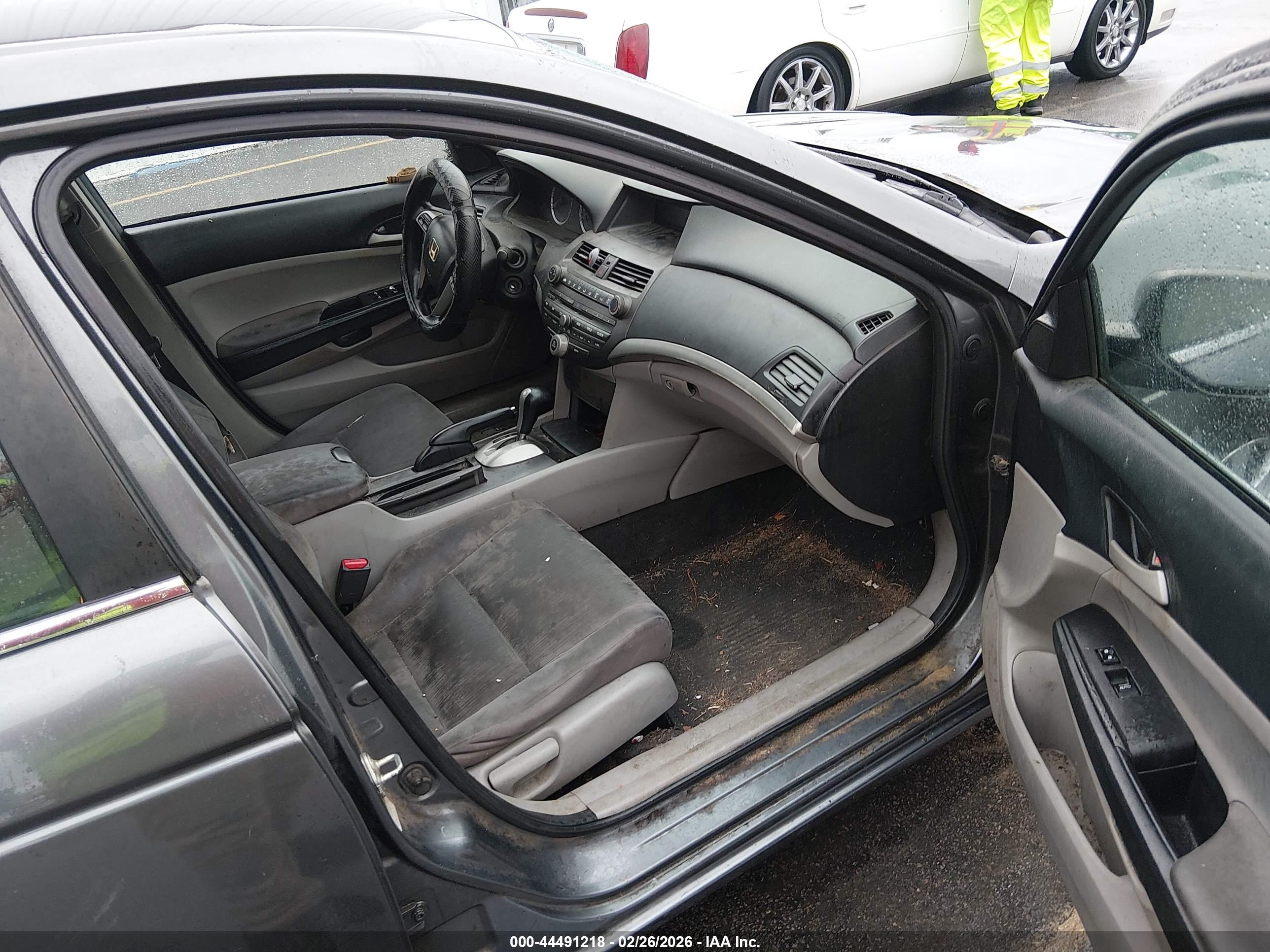 HONDA ACCORD image 5