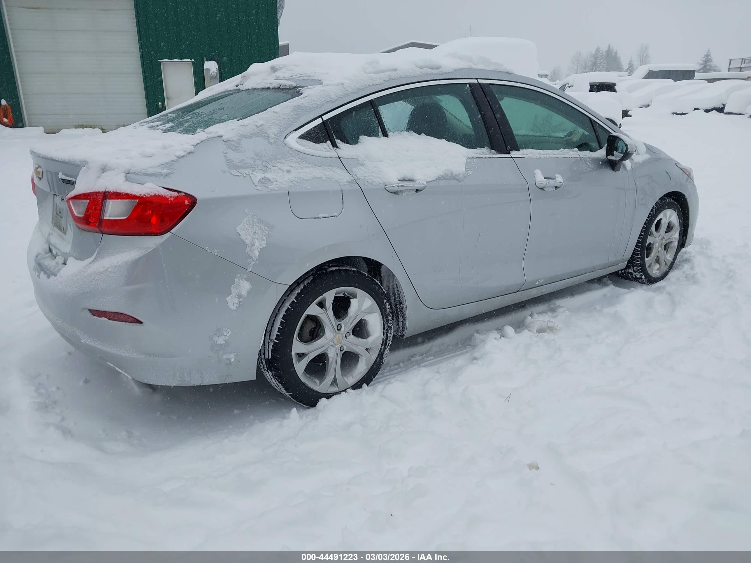CHEVROLET CRUZE image 4
