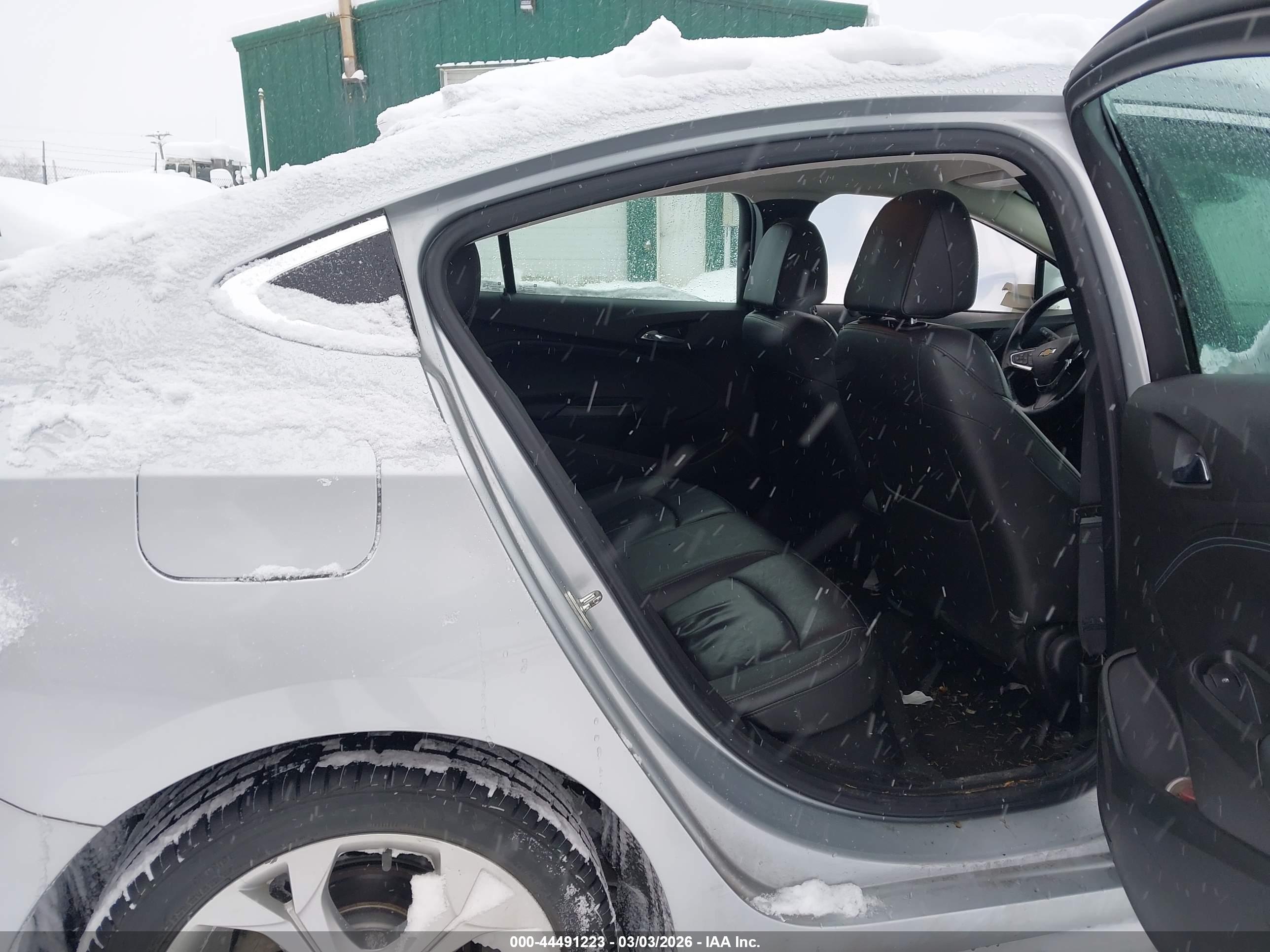 CHEVROLET CRUZE image 8