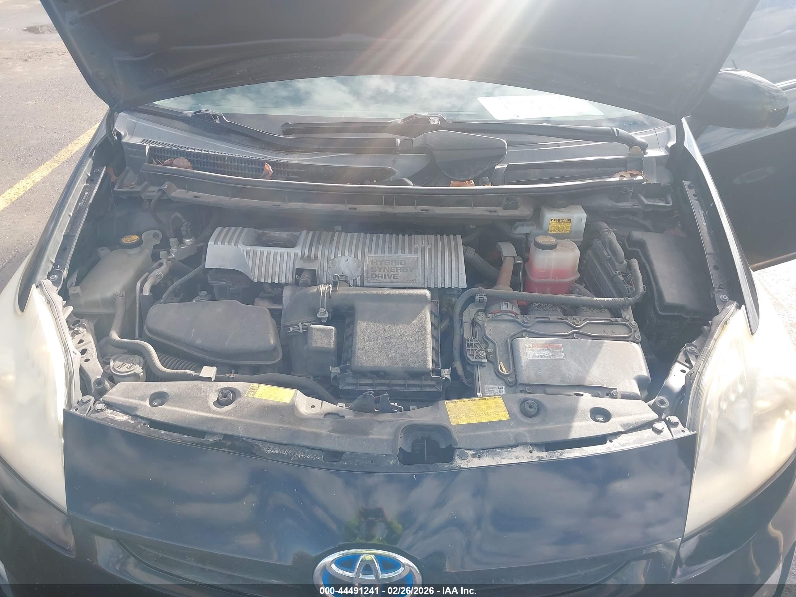 TOYOTA PRIUS image 10