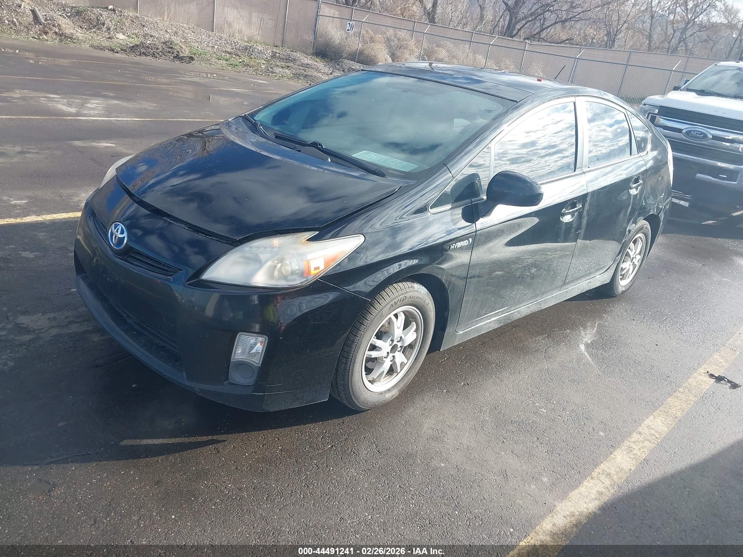 TOYOTA PRIUS image 2