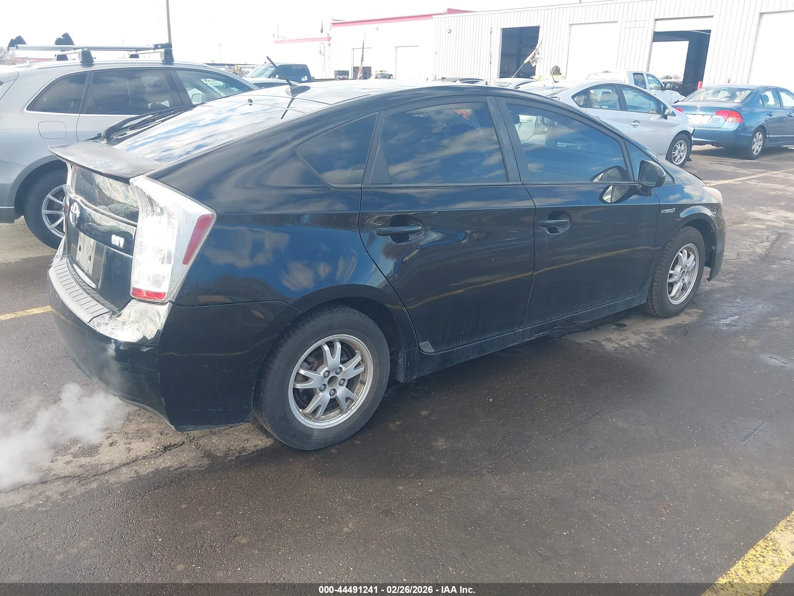 TOYOTA PRIUS image 4