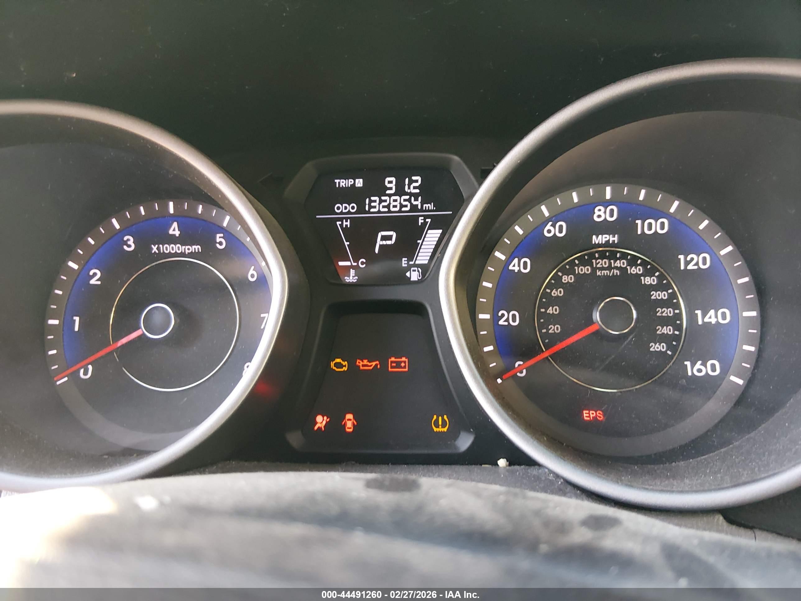 HYUNDAI ELANTRA image 7