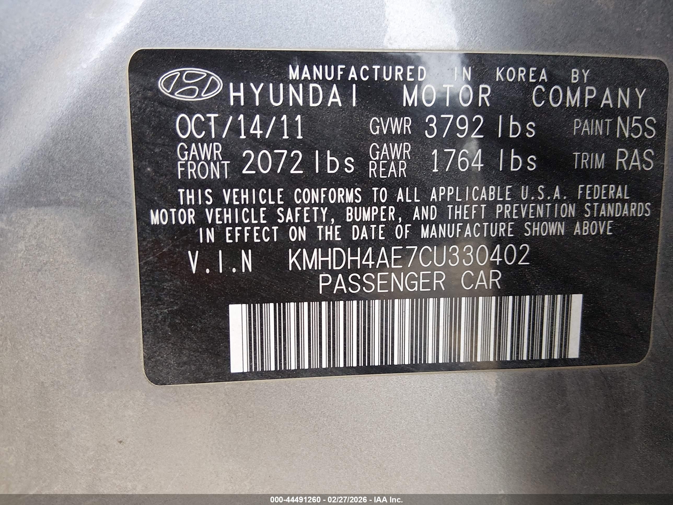 HYUNDAI ELANTRA image 9