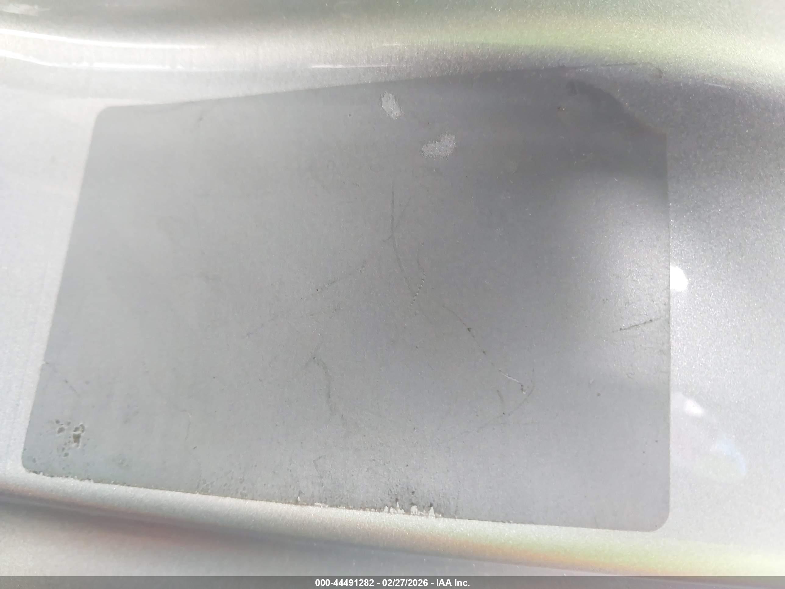 CHEVROLET COLORADO image 9