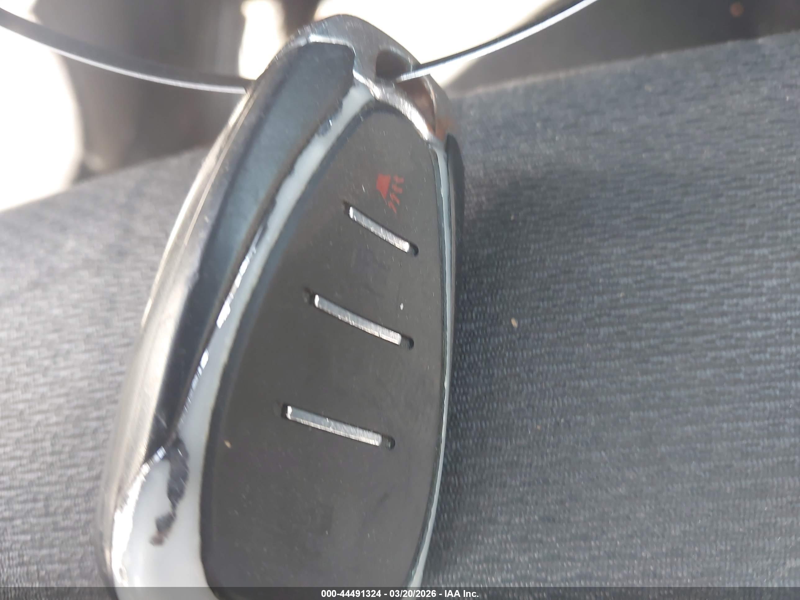 CHEVROLET CRUZE image 11