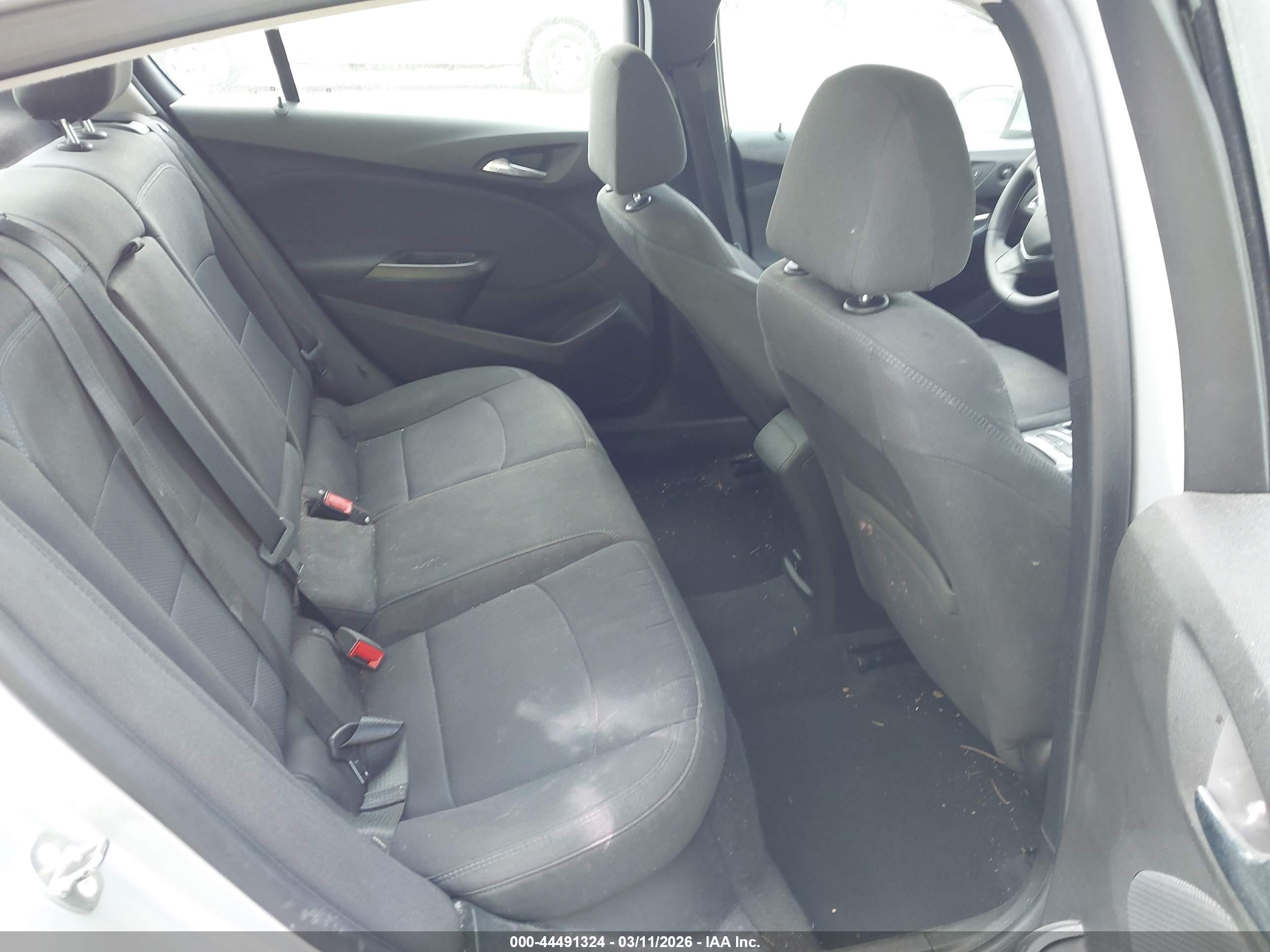 CHEVROLET CRUZE image 8