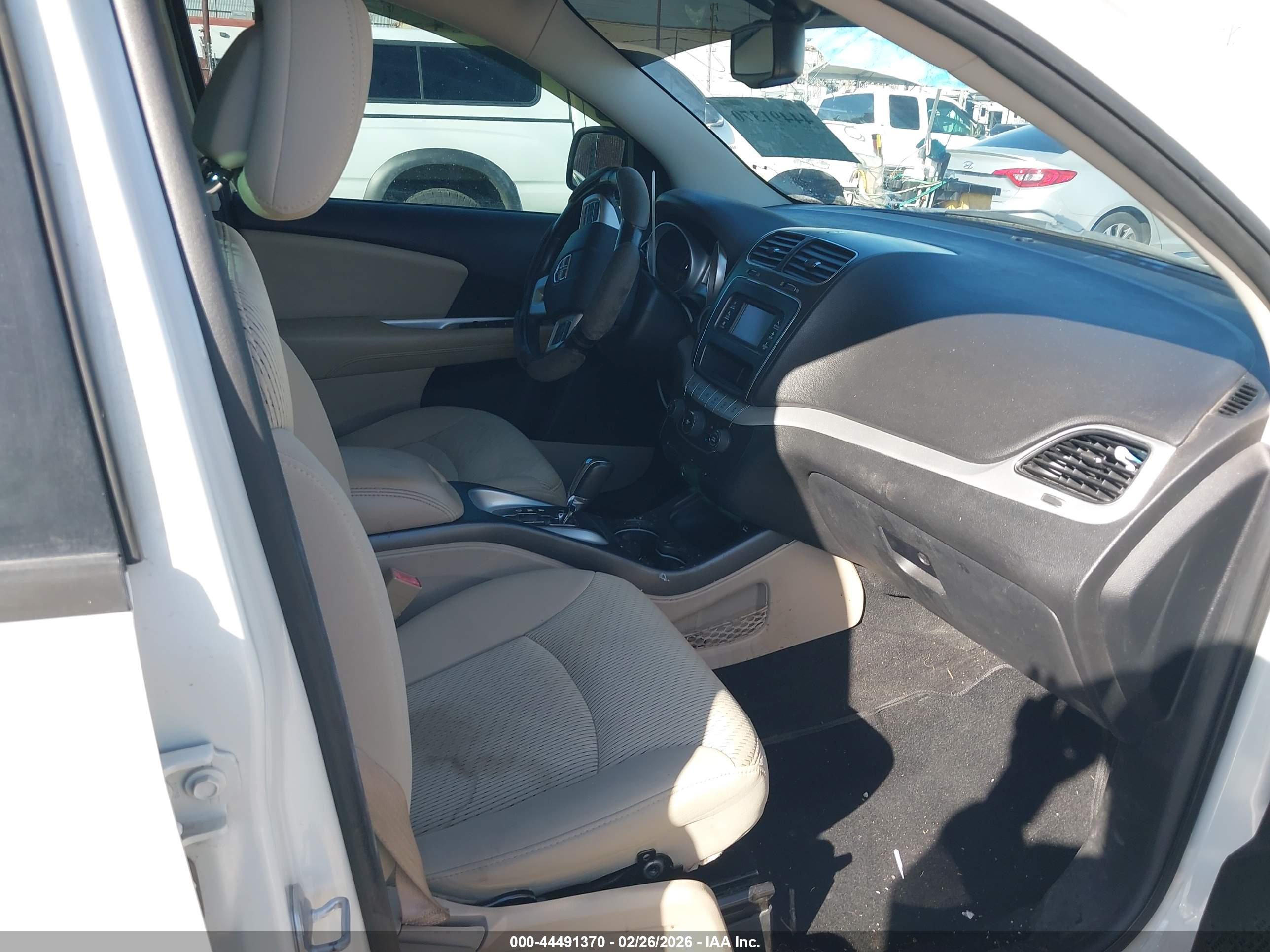 DODGE JOURNEY image 5