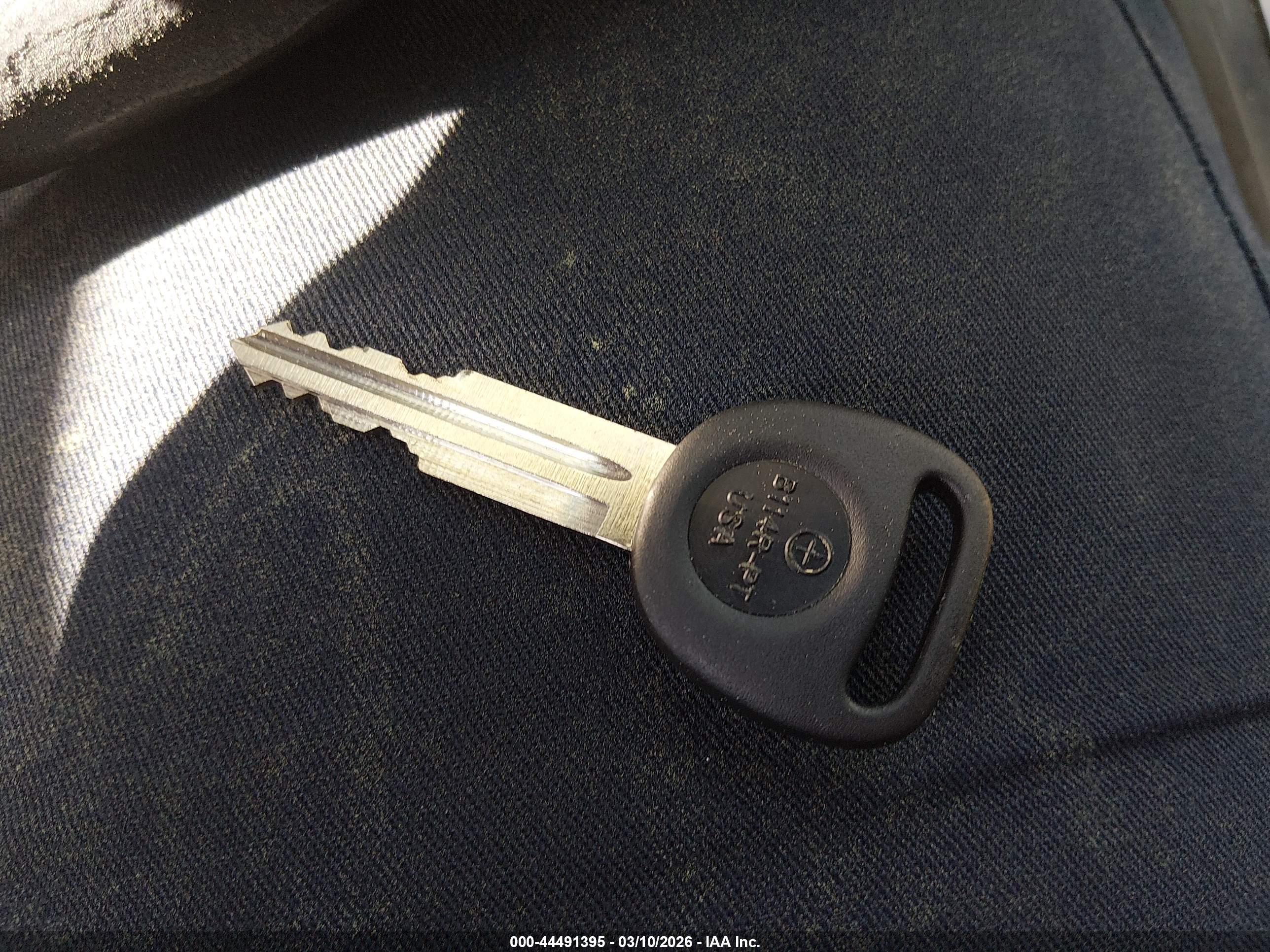 SATURN VUE image 11