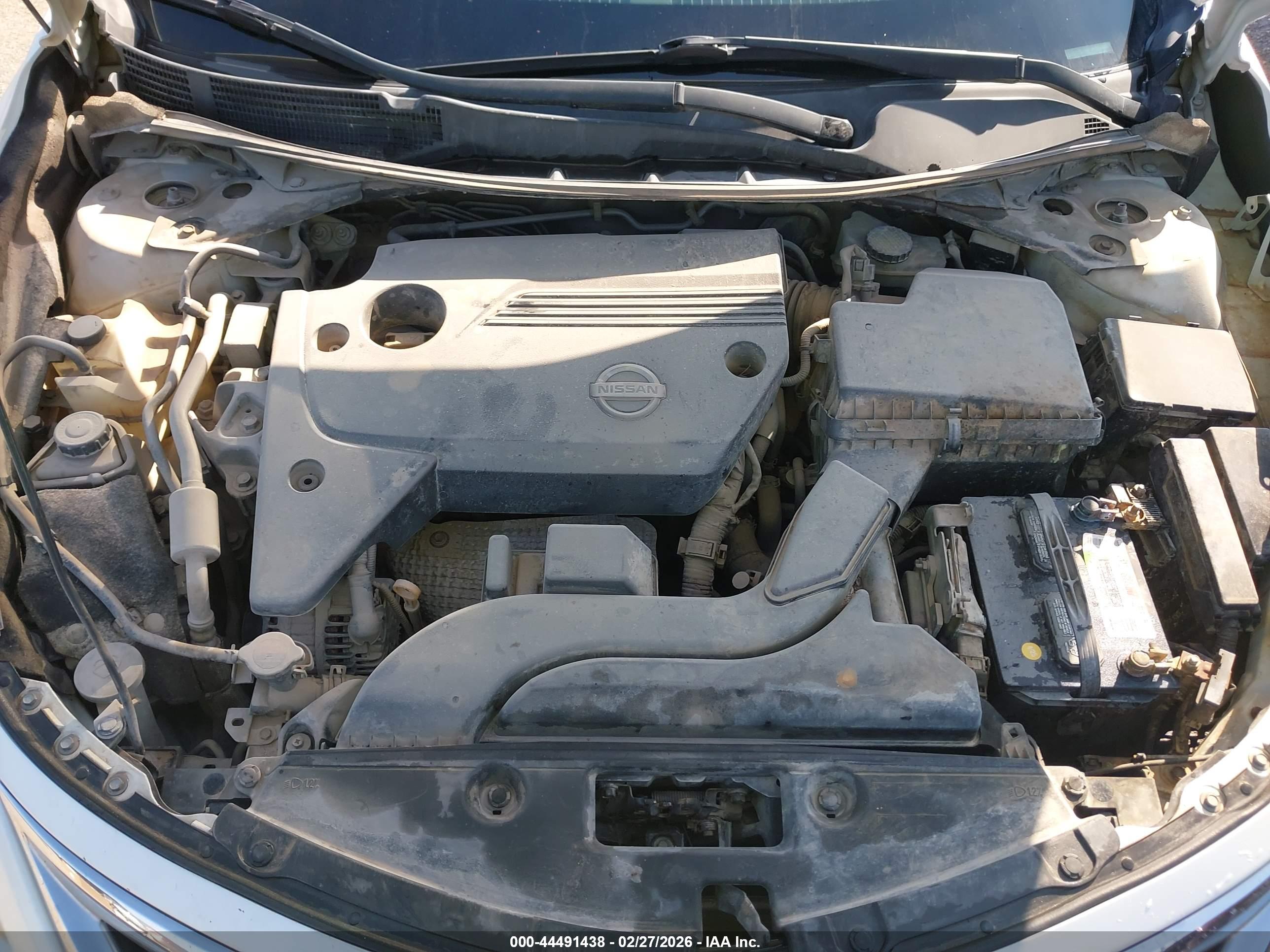 NISSAN ALTIMA image 10