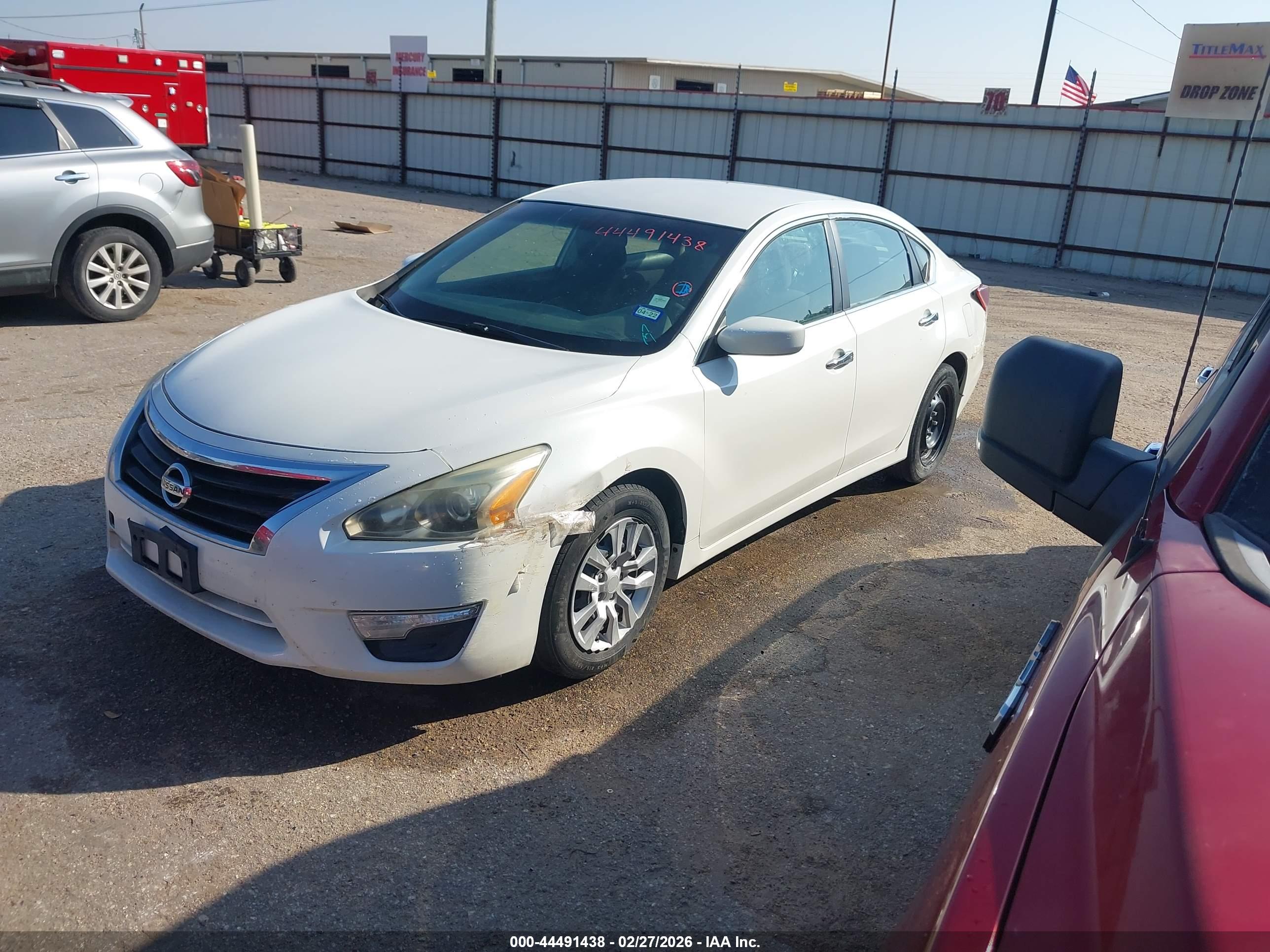 NISSAN ALTIMA image 2