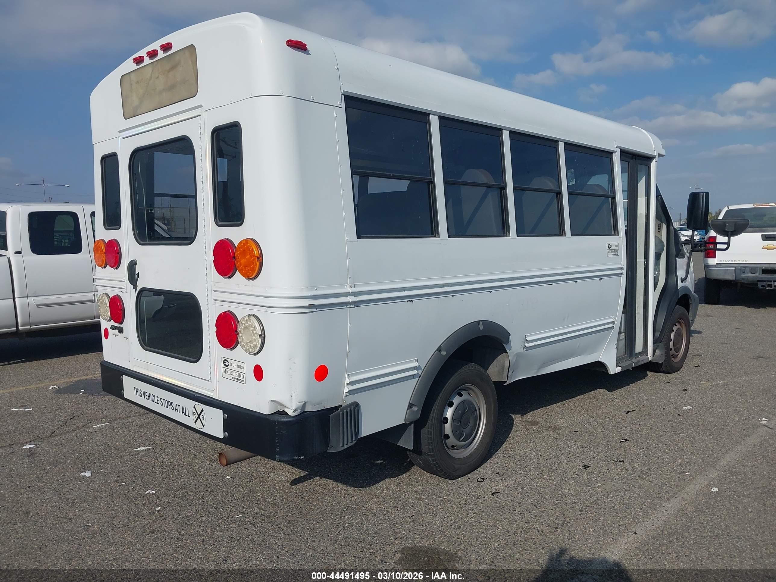 FORD TRANSIT-250 image 4